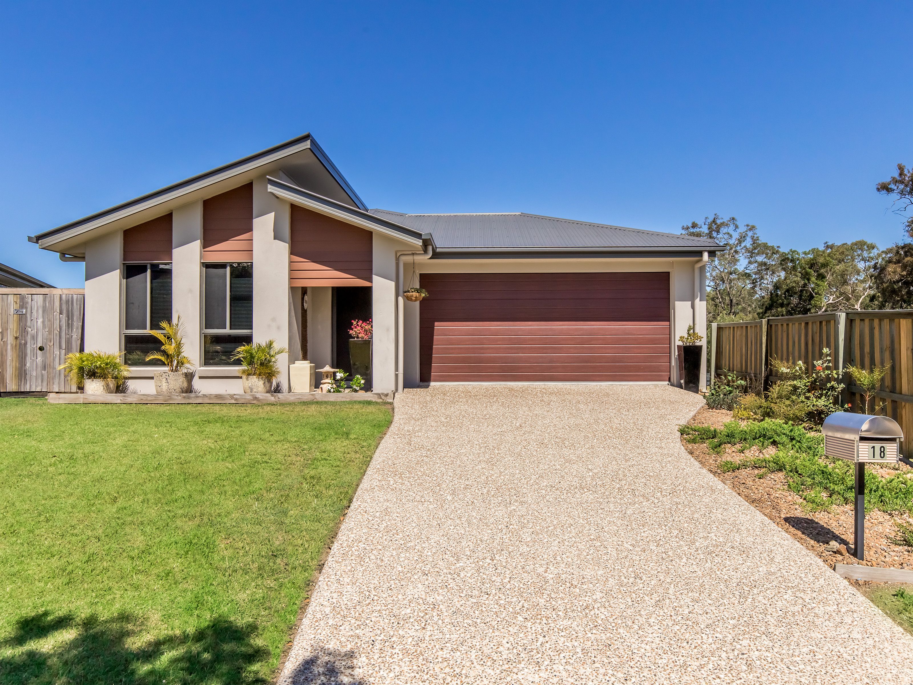 18 Angahook Crescent, Upper Coomera QLD 4209