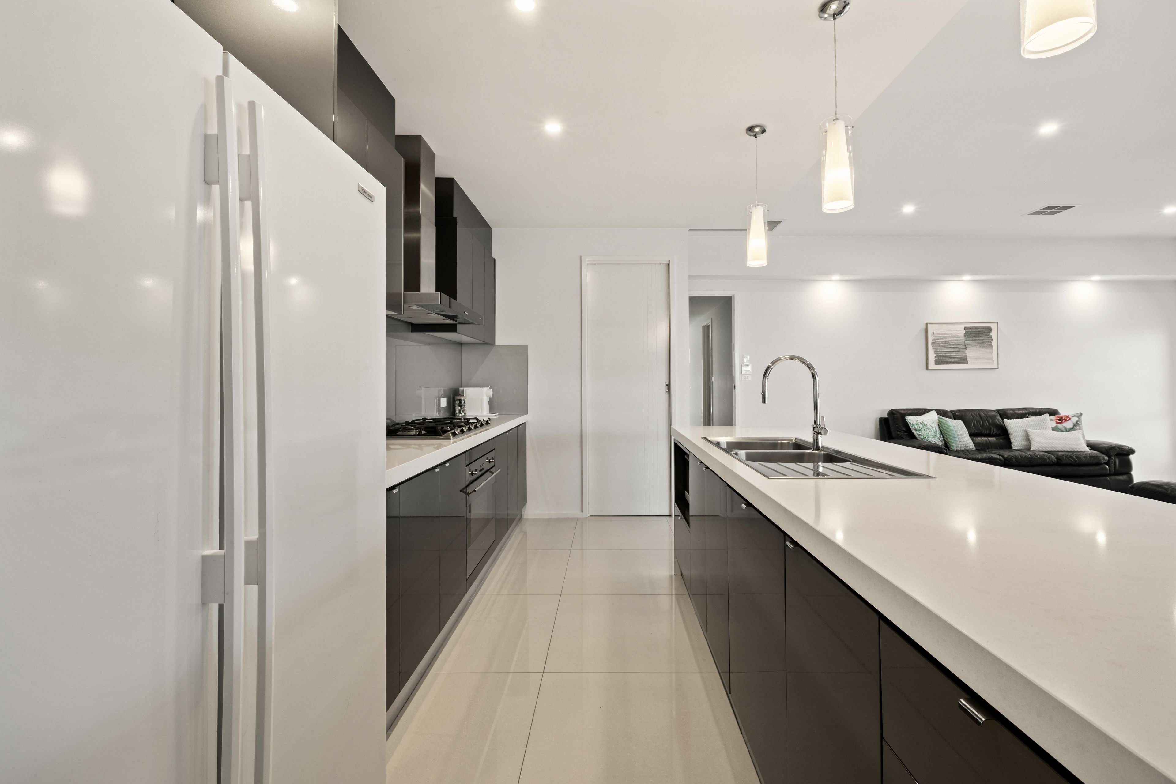 39 Casilda Street — photo 9 of 25