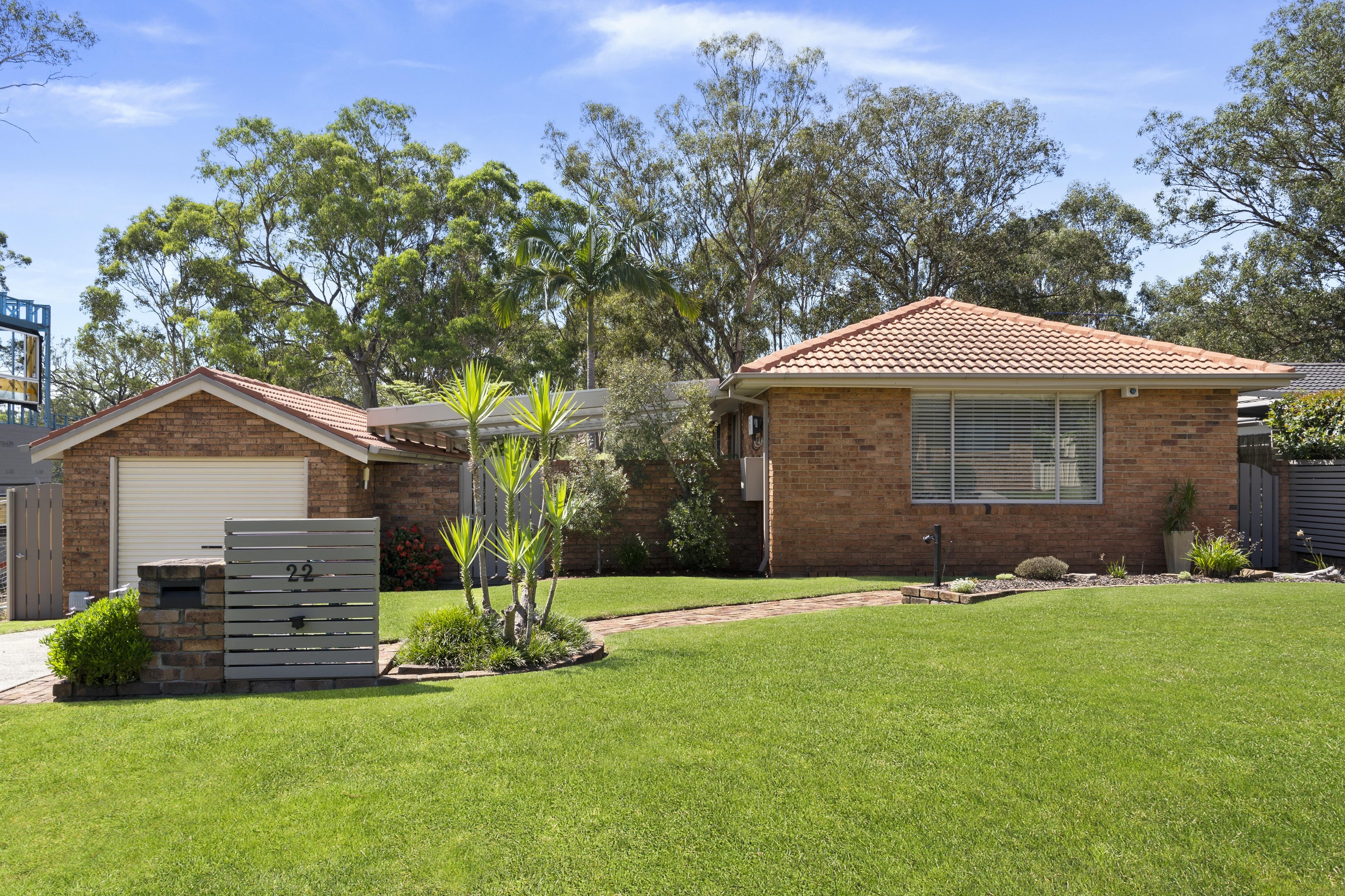 22 Popondetta Place, Glenfield, NSW 2167