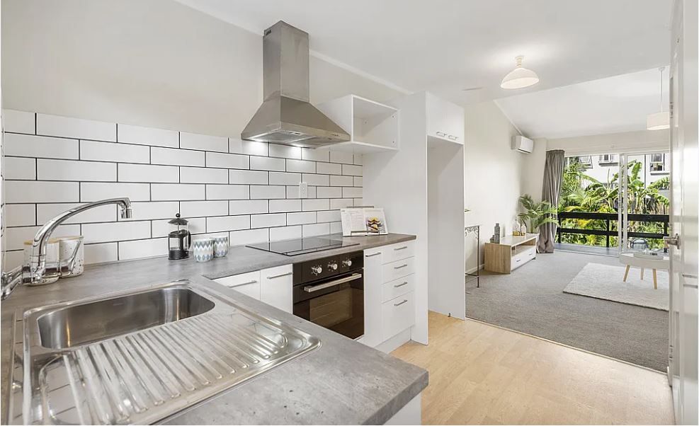 3/166 Beach Haven Road, Beach Haven, North Shore City