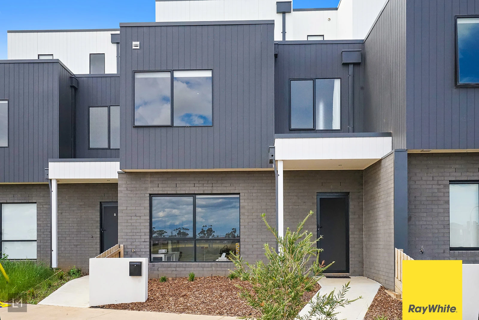 6 Obsidian Avenue, Tarneit, VIC 3029