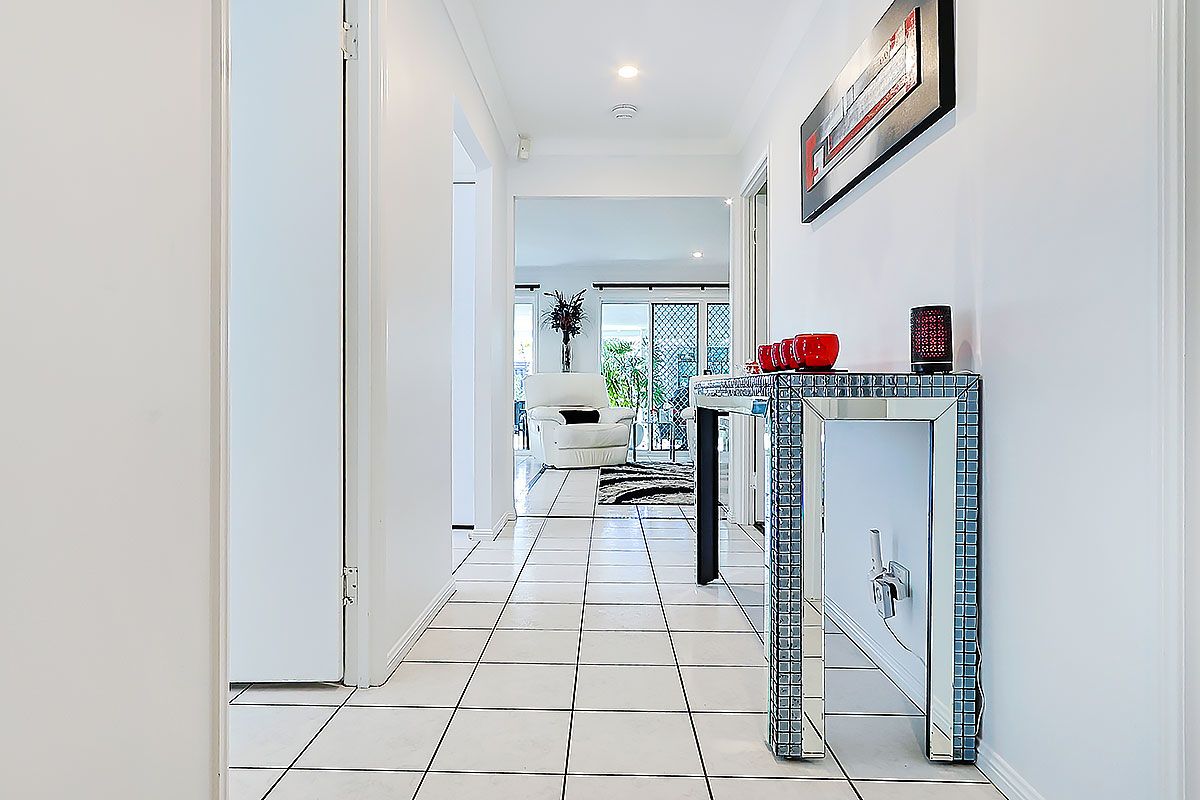 29 Rimu Crescent — photo 3 of 24