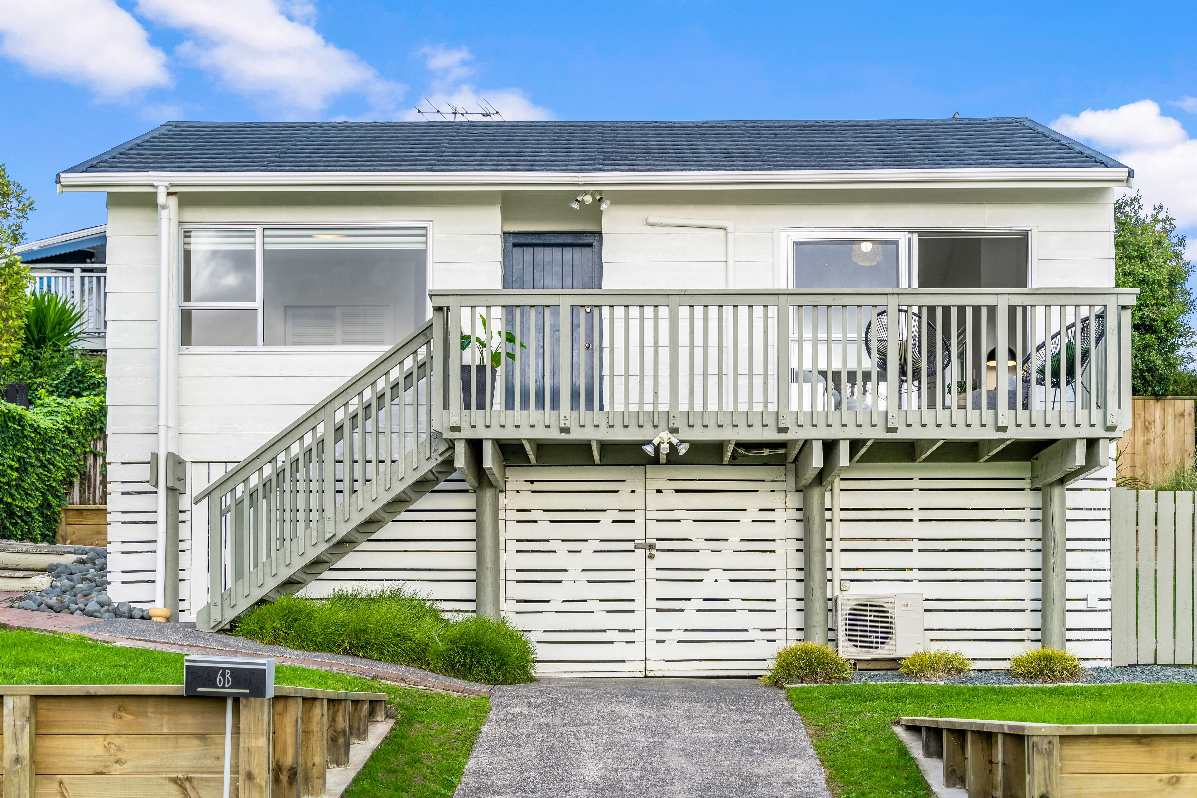 2/6 Oruamo Place, Beach Haven, North Shore City