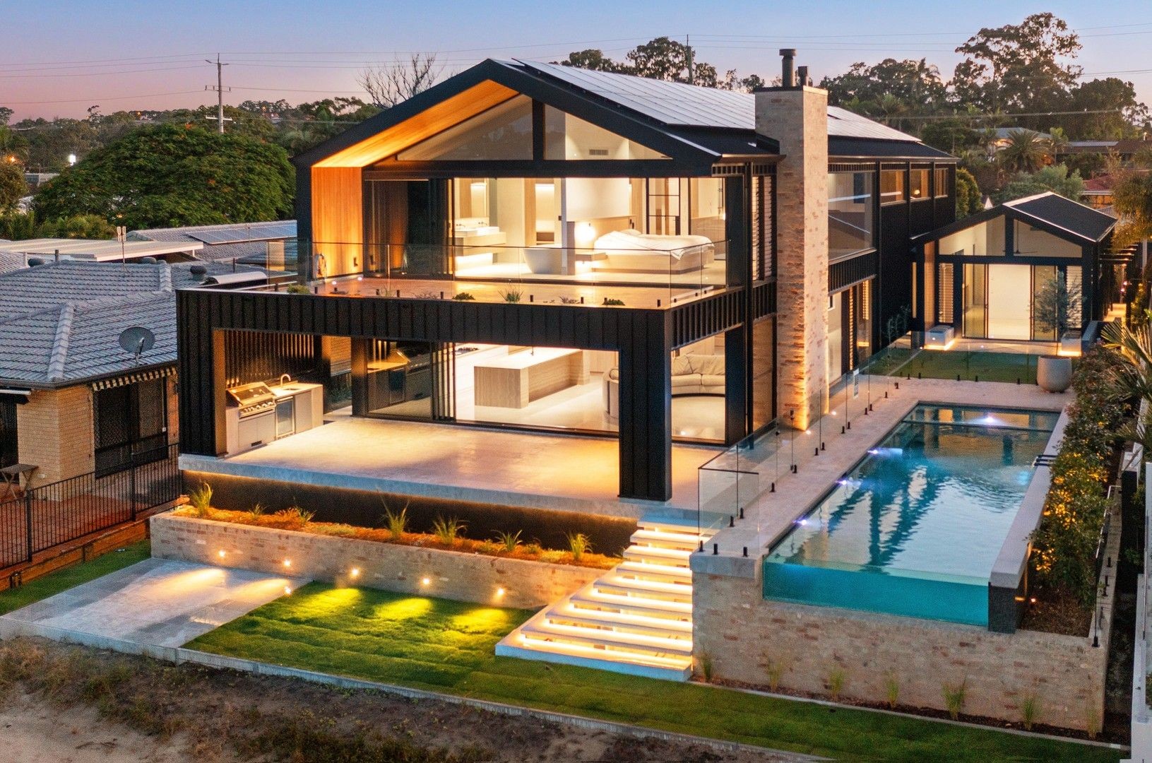 198 Mallawa Drive, Palm Beach, QLD 4221