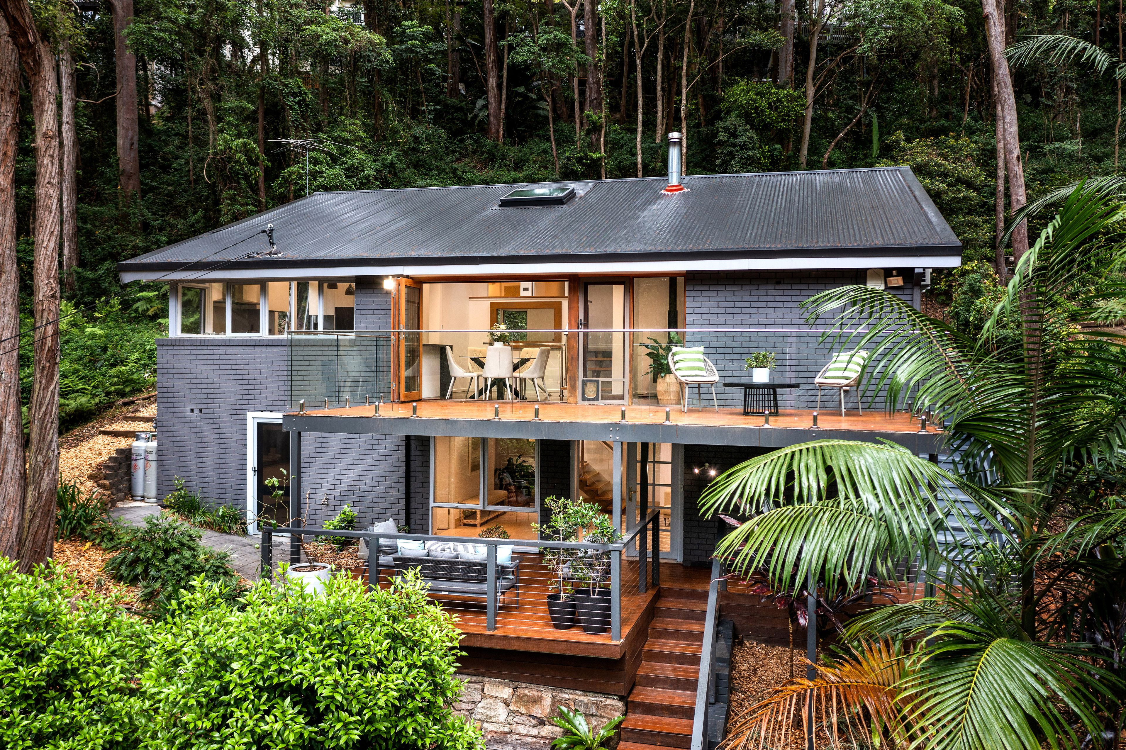 90 Campbell Drive, Wahroonga NSW 2076