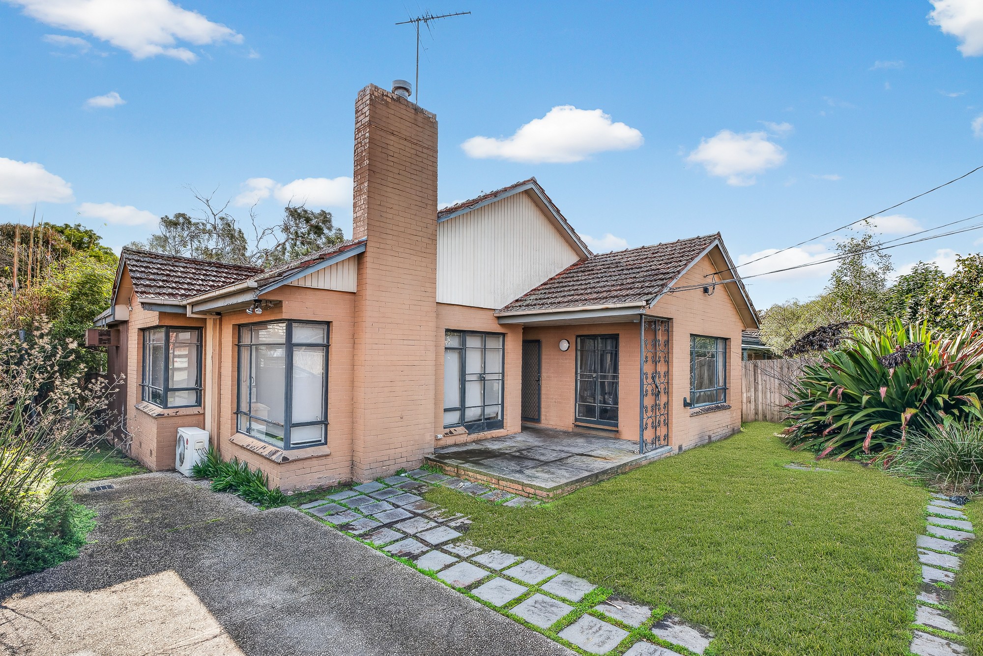 28 Glengarry Avenue, Burwood, VIC 3125