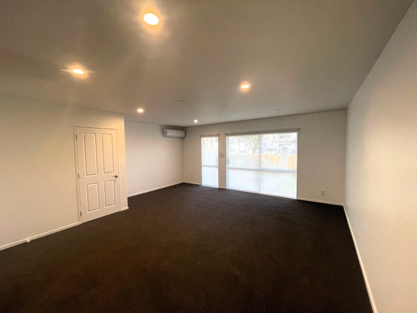 2/3 Hulme Place, Henderson, Waitakere City