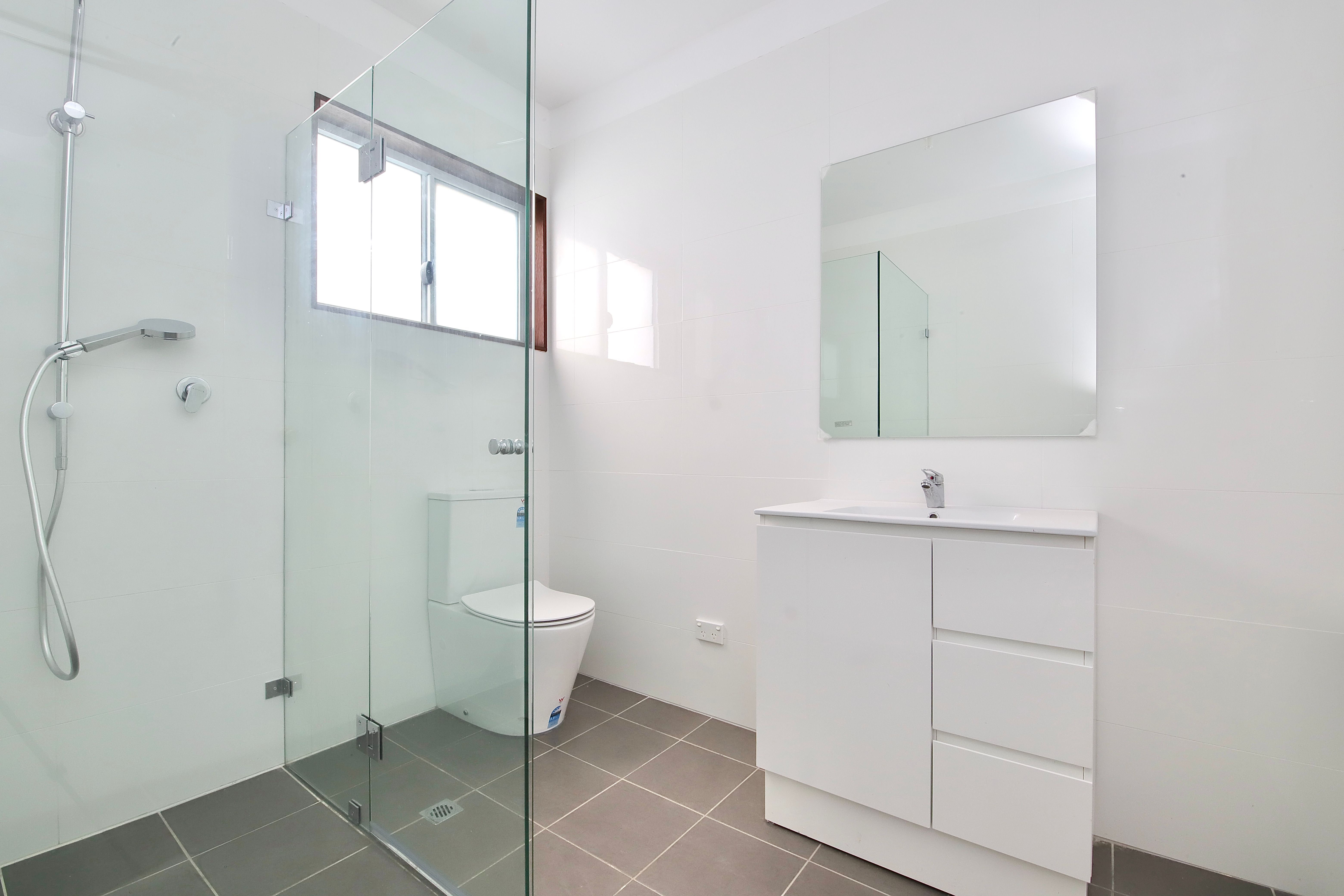 11 King Georges Road — photo 7 of 10