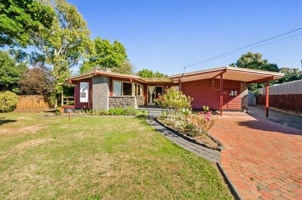 140 Anne Road, Knoxfield VIC 3180