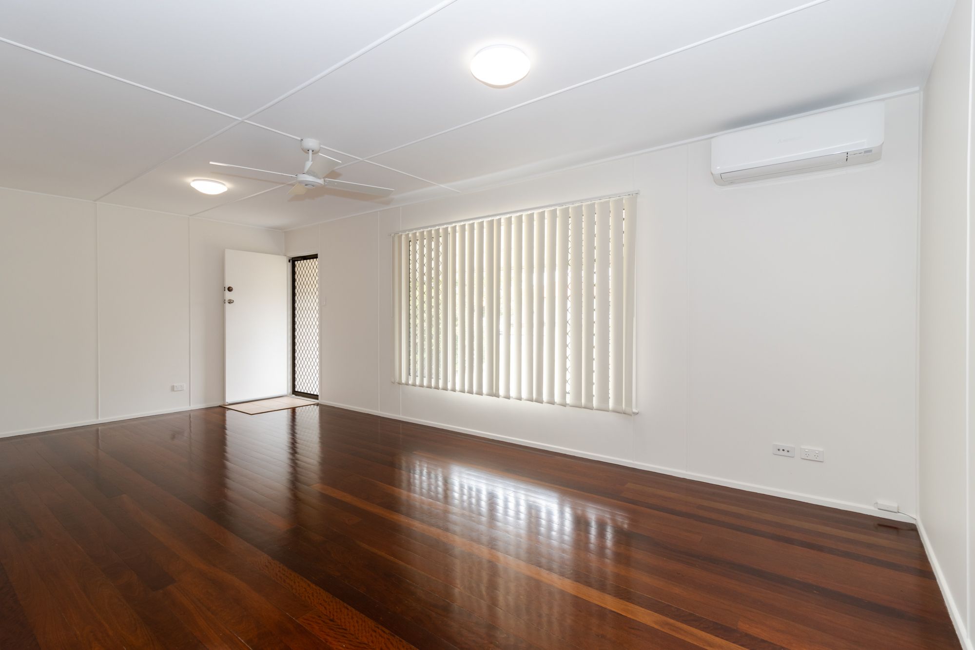 5 King Street, Urangan, QLD 4655