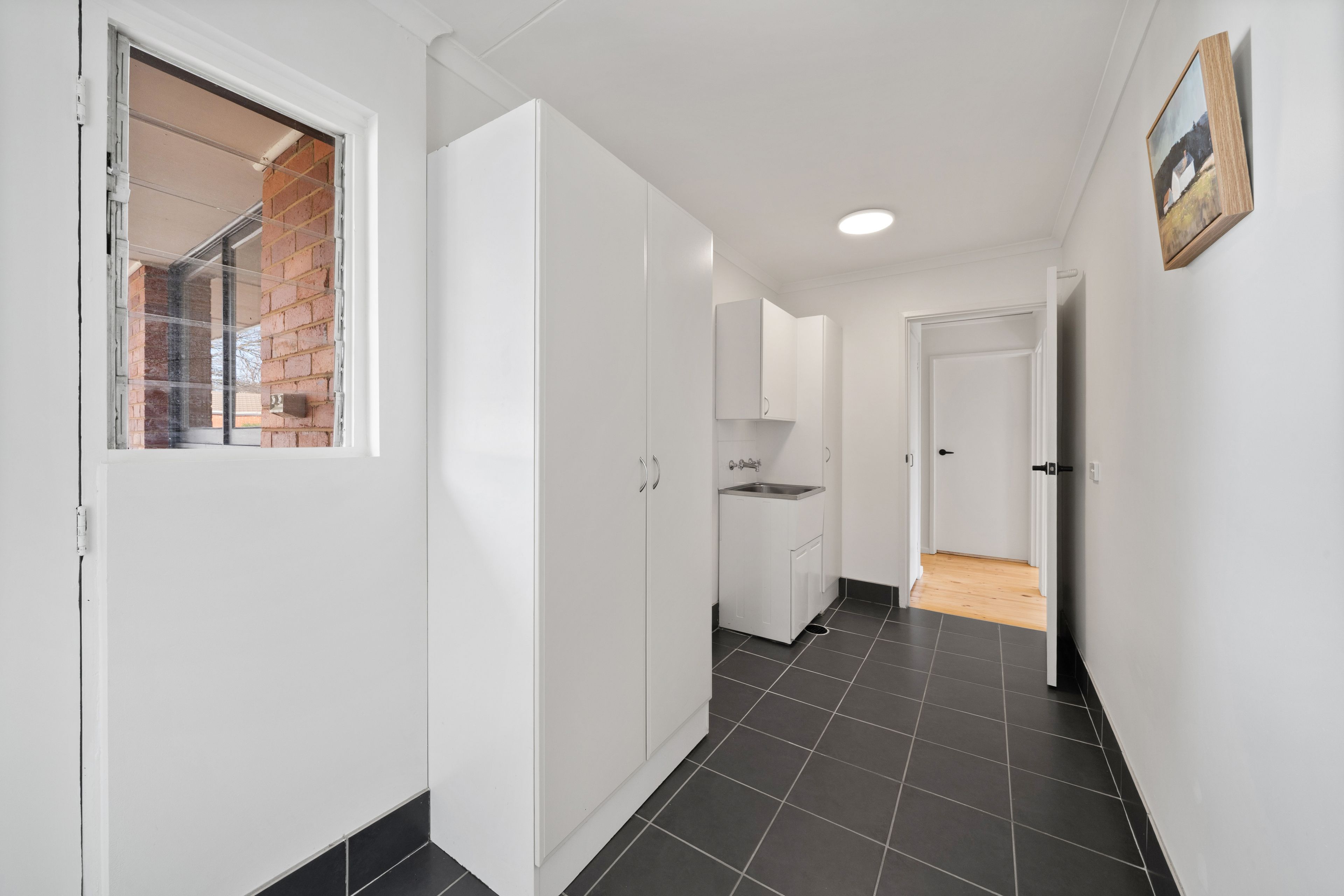 42 Gardiner Street — photo 17 of 22