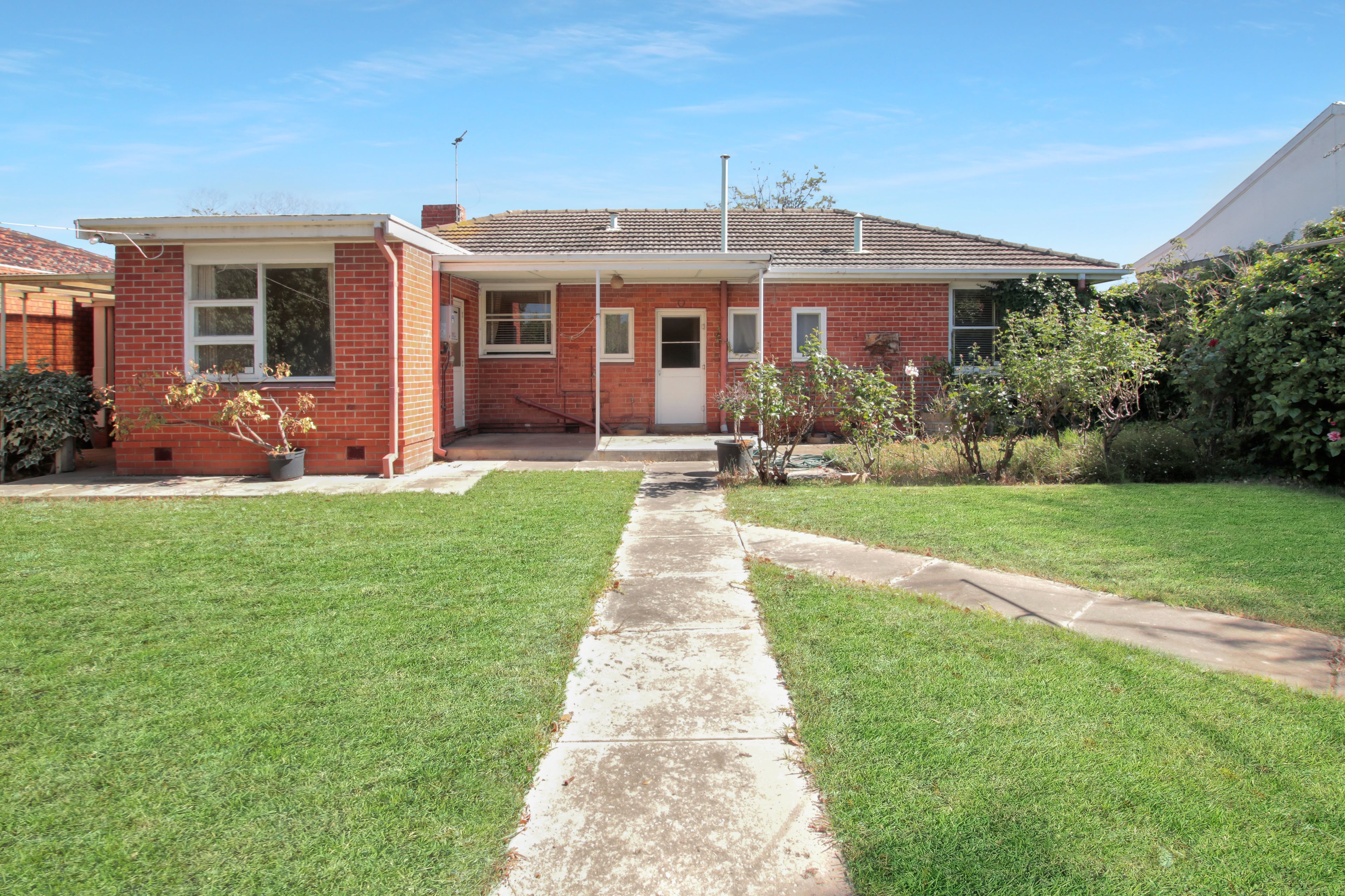 19 Turnbull Road — photo 3 of 13