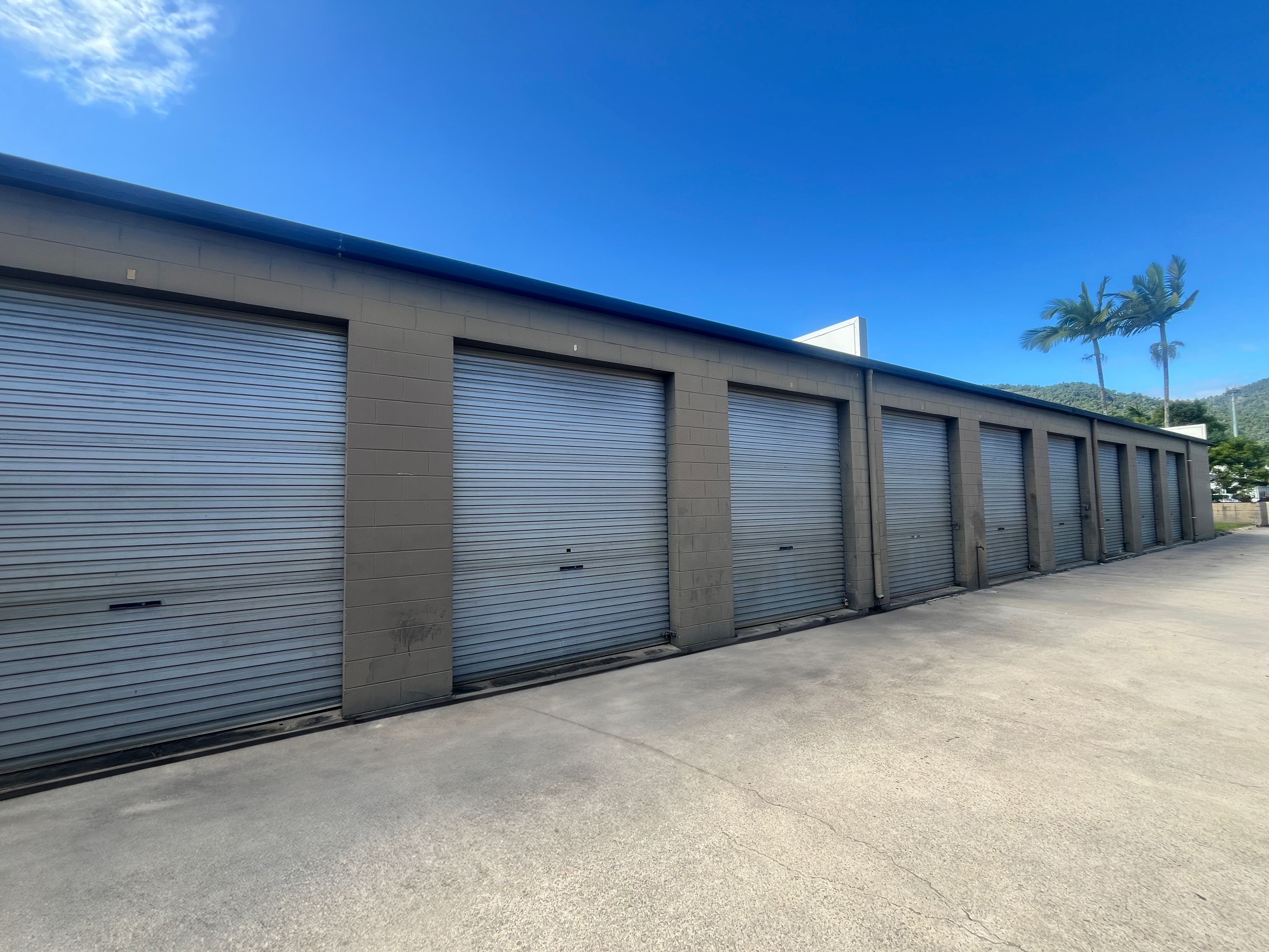 Lego Lockups/6 William Murray Drive, Cannonvale, QLD 4802