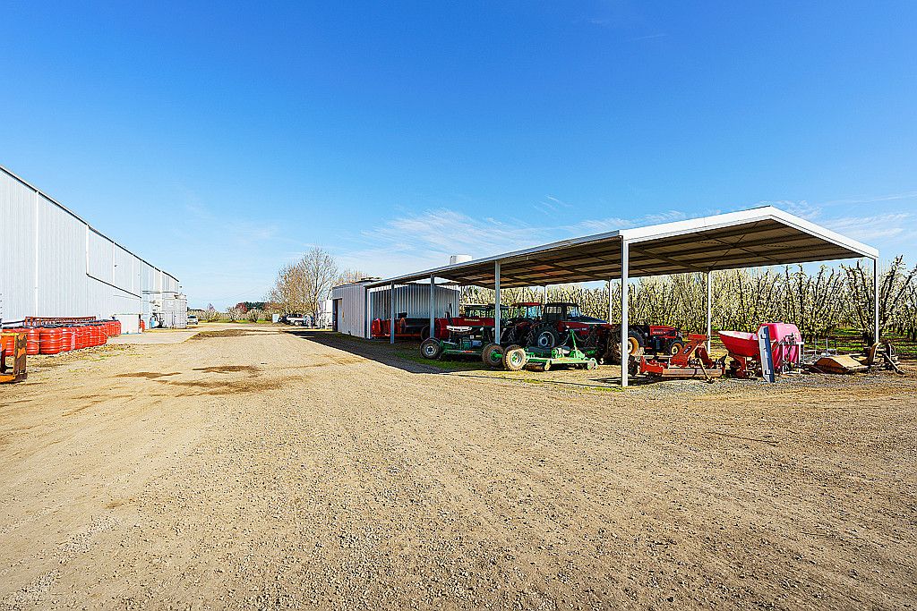 595 Channel Road — photo 18 of 24