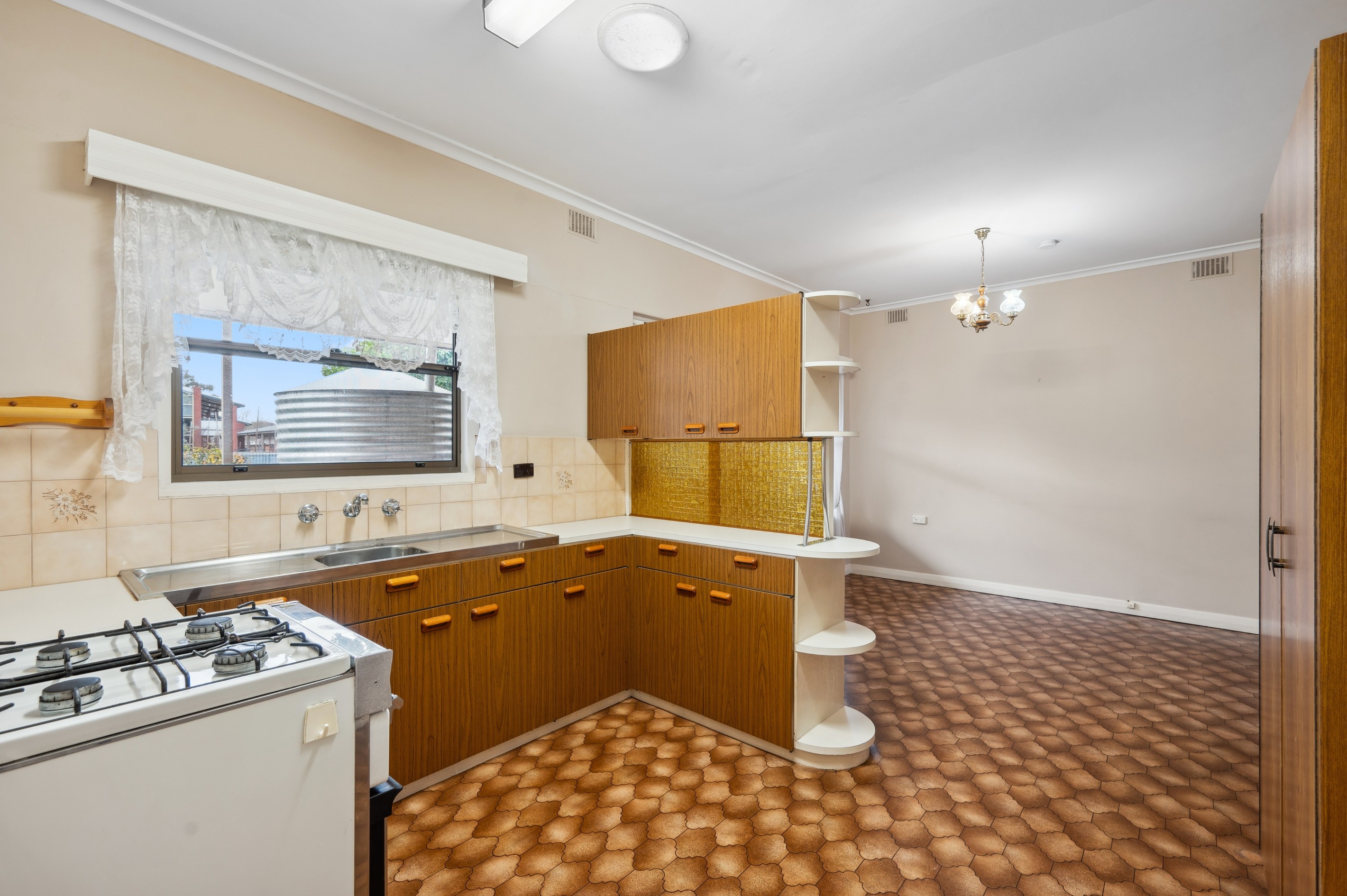 14 Sampson Road, Mitchell Park, SA 5043