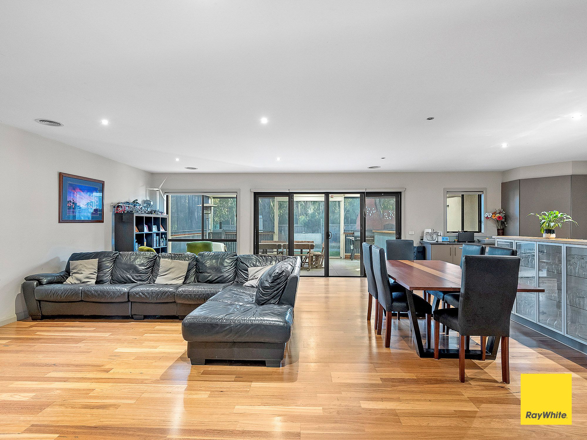 26 Lorikeet Avenue — photo 5 of 19