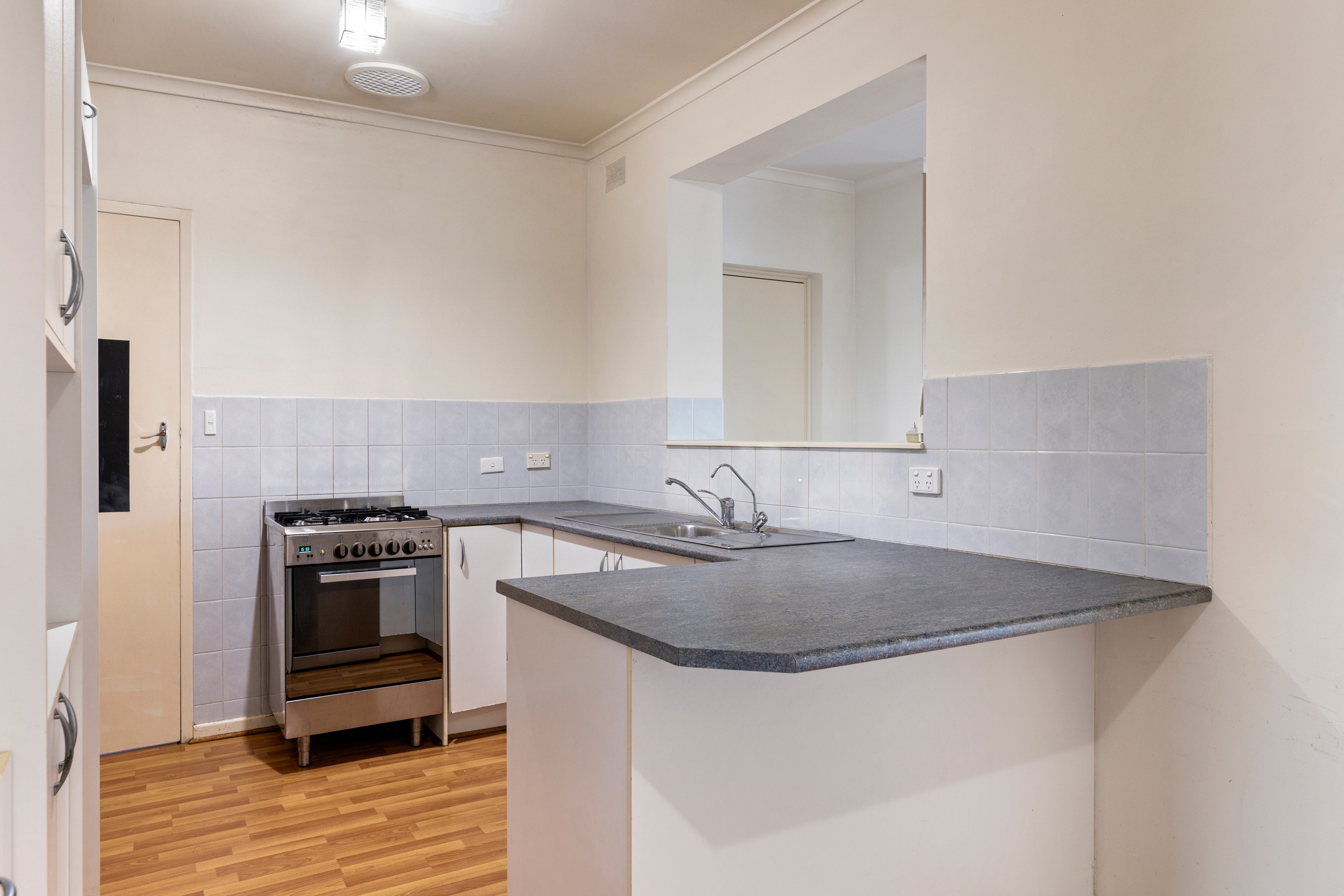 99 Nelson Road, Valley View, SA 5093