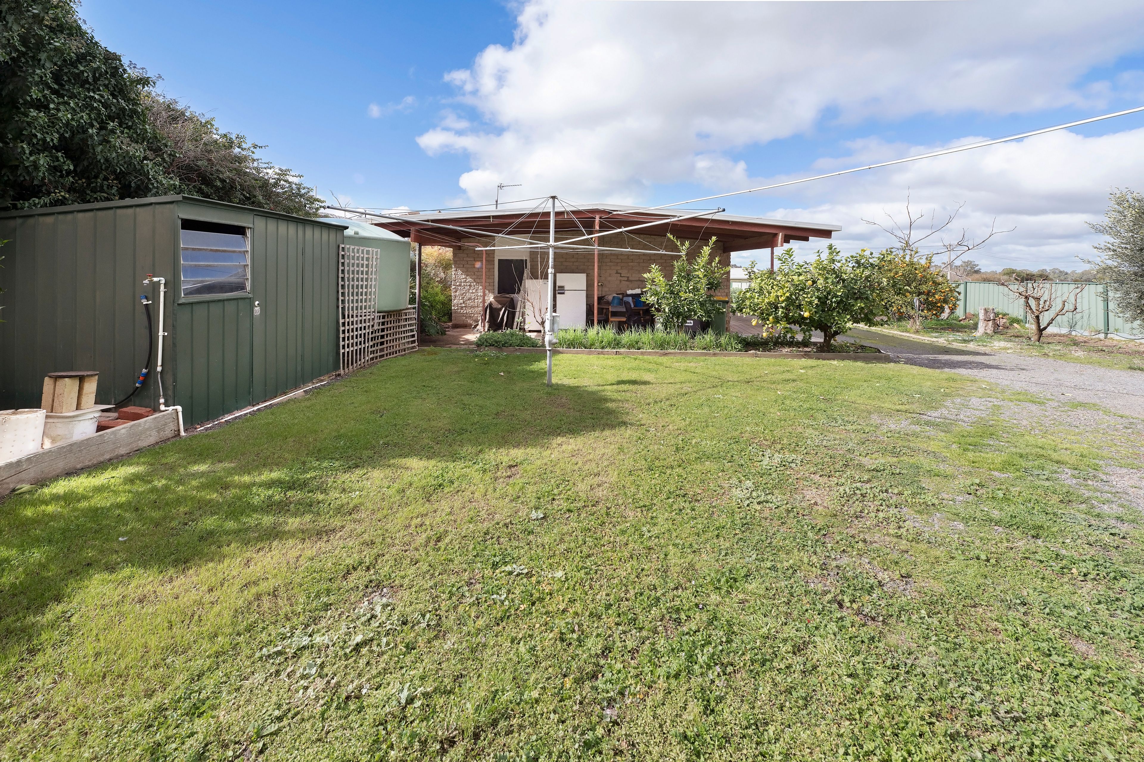 5 Malcolm Street — photo 14 of 16