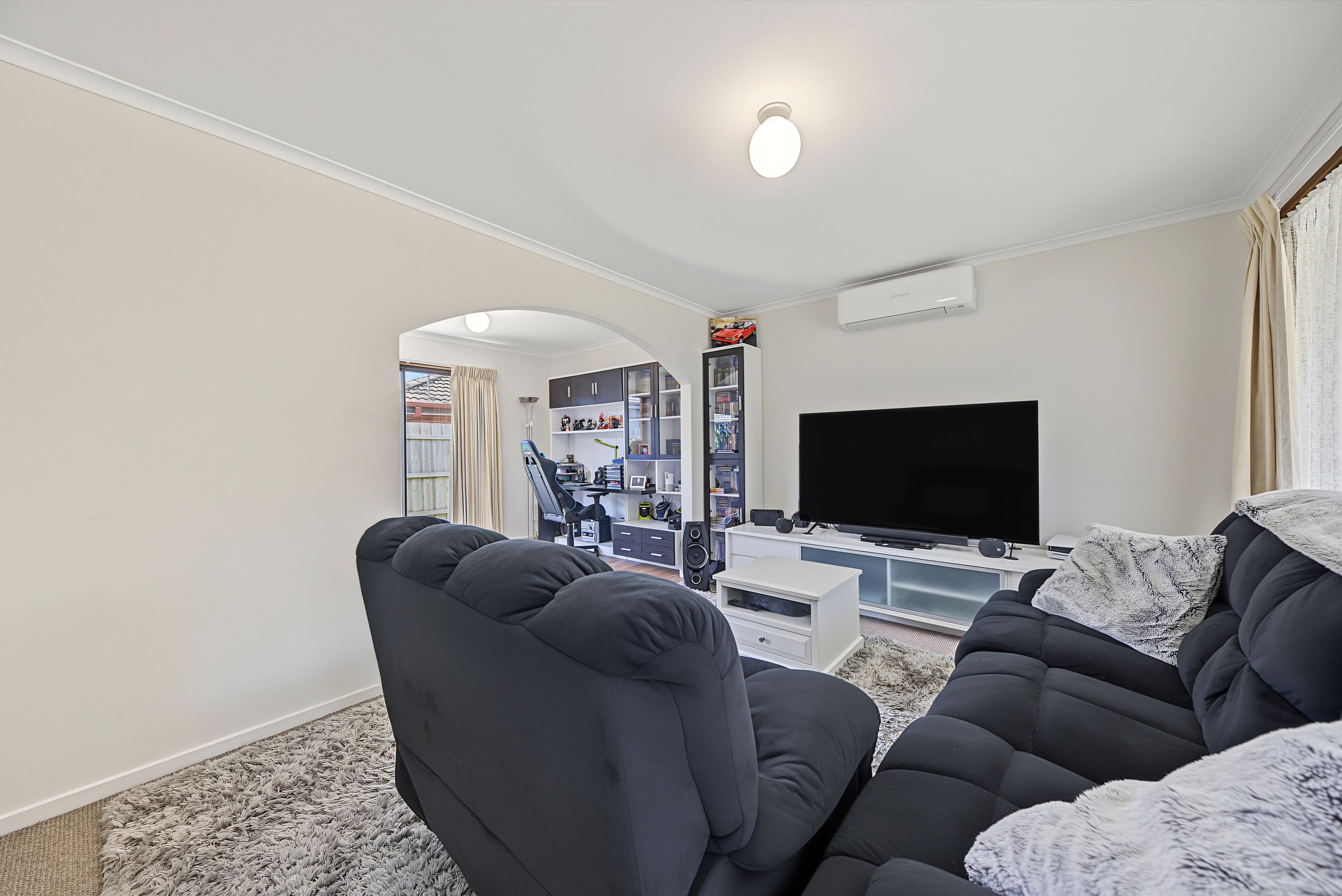 2/11 Acacia Court — photo 6 of 17