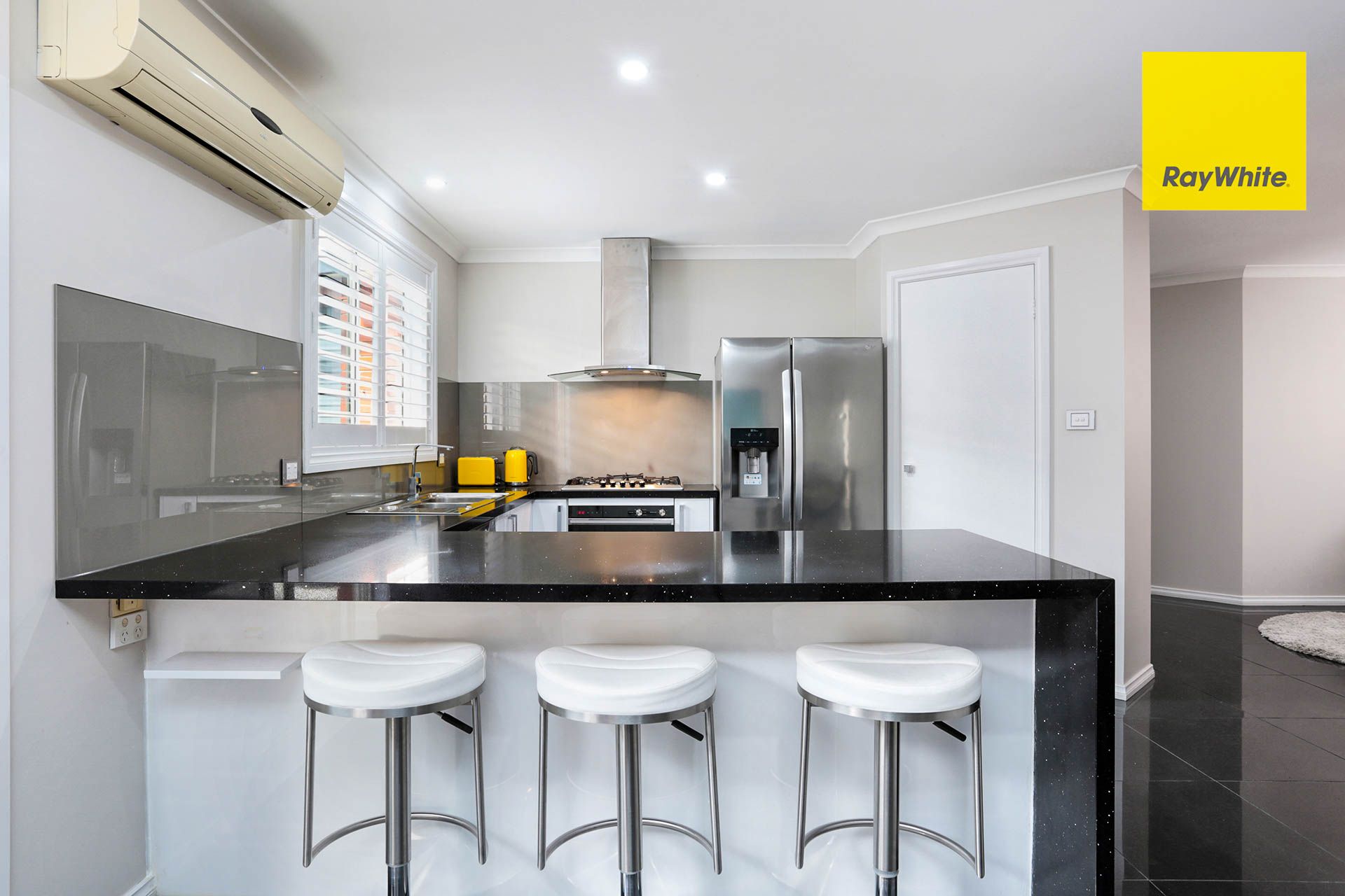 19 Fleming Avenue, Seabrook VIC 3028