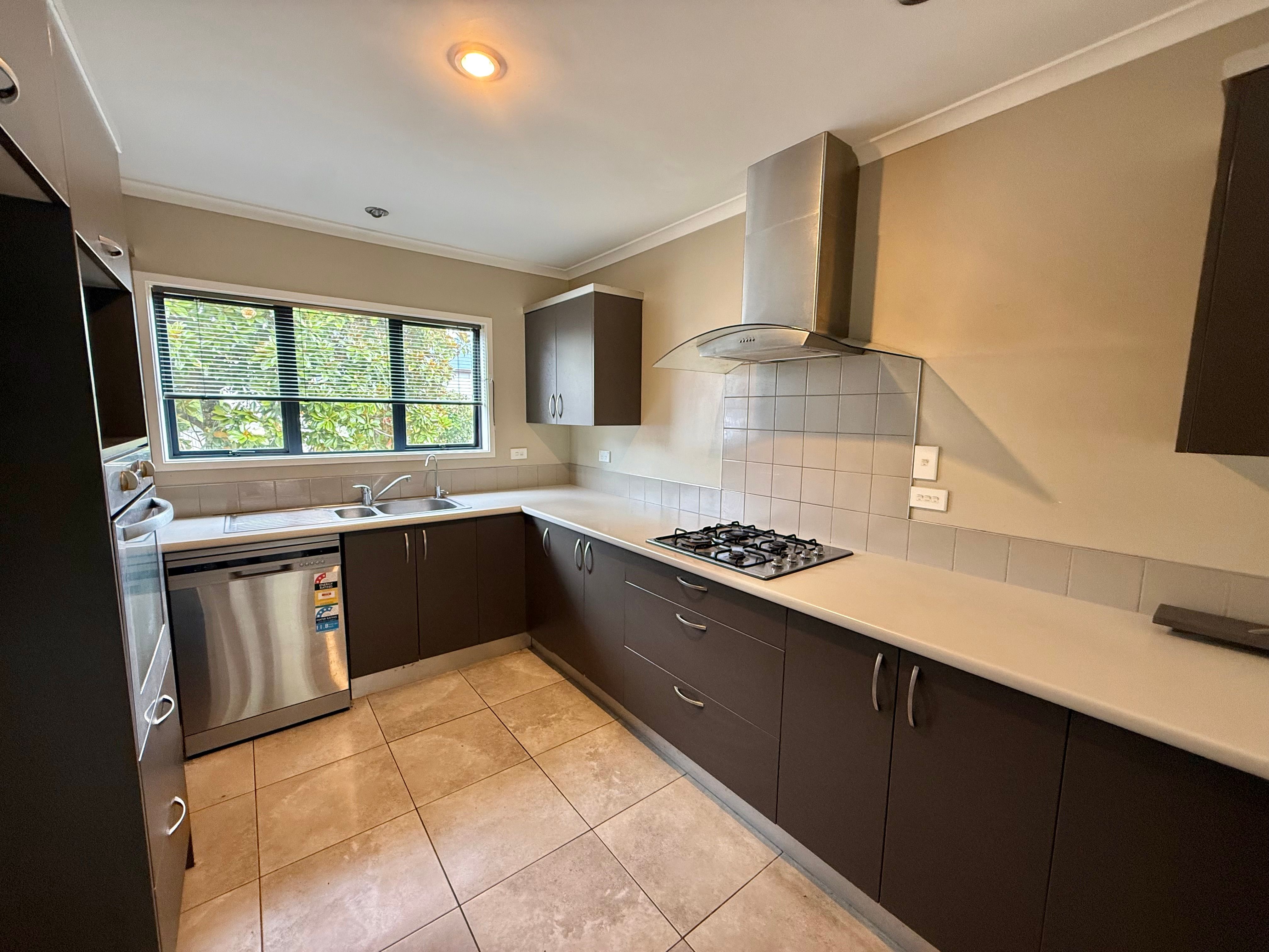 4 Vicente Place, Oteha, North Shore City