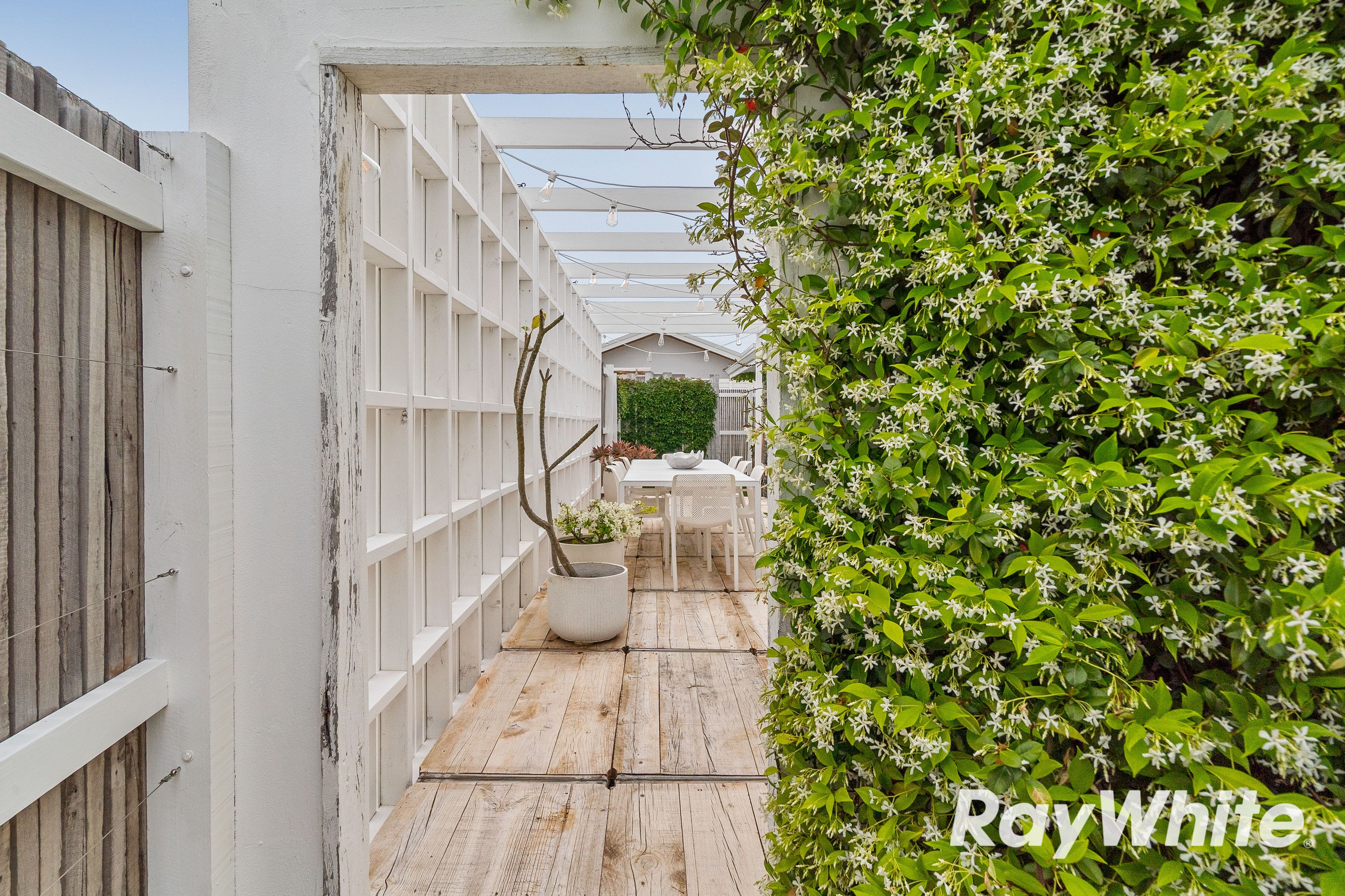15 Clyde Place — photo 22 of 28