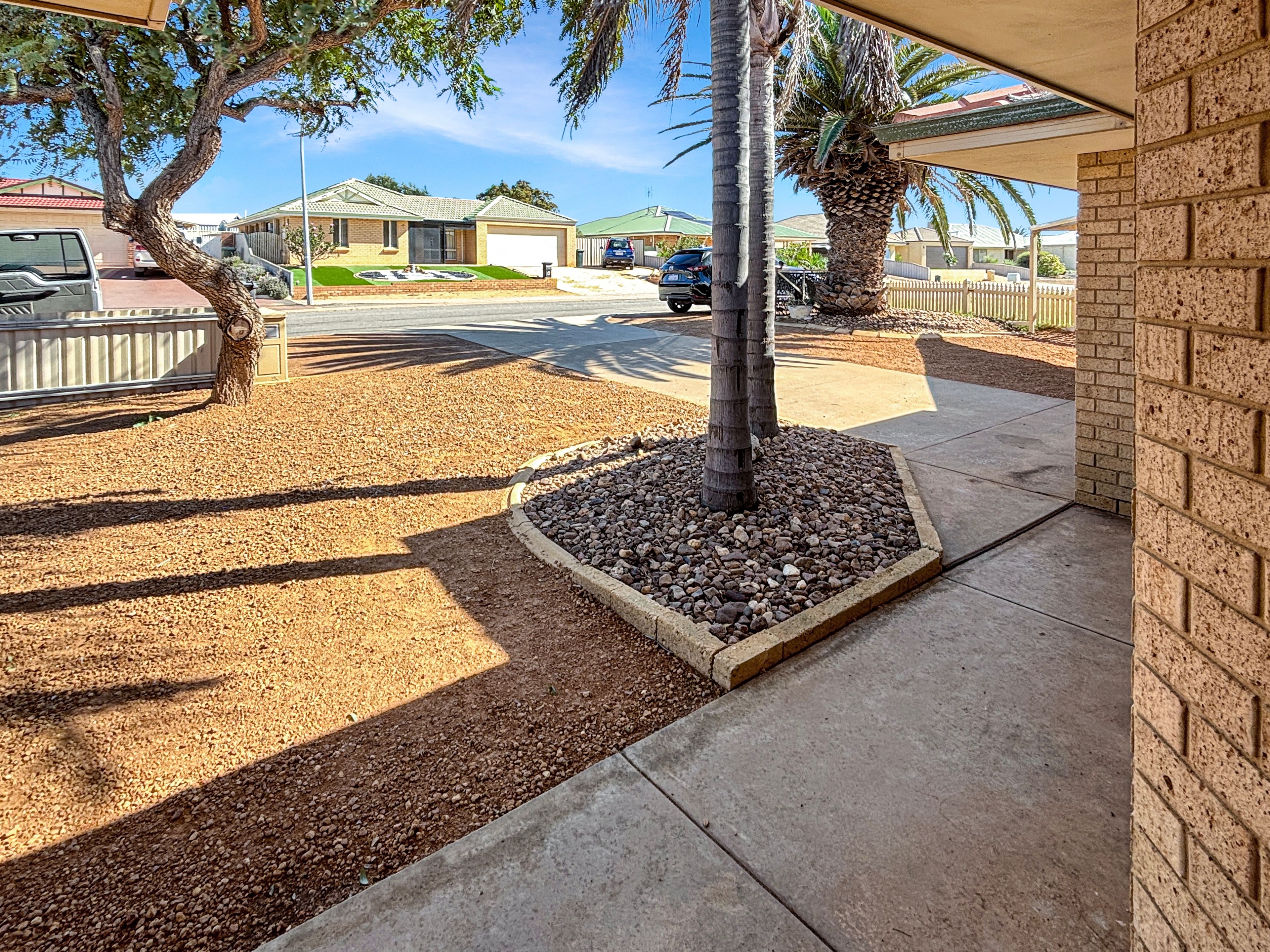 18 Hillview Drive, Drummond Cove, WA 6532