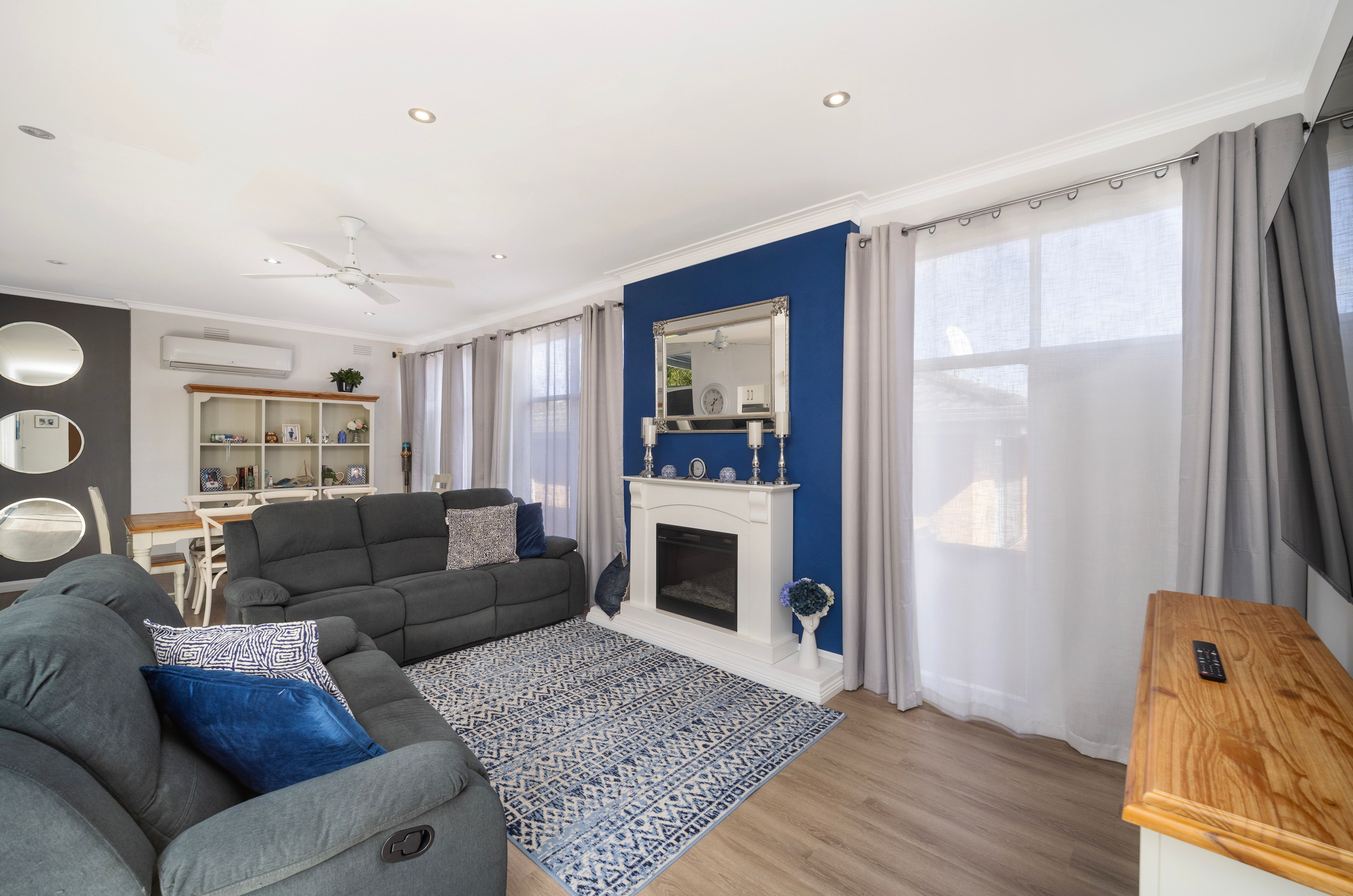 204 Moore Street — photo 3 of 11