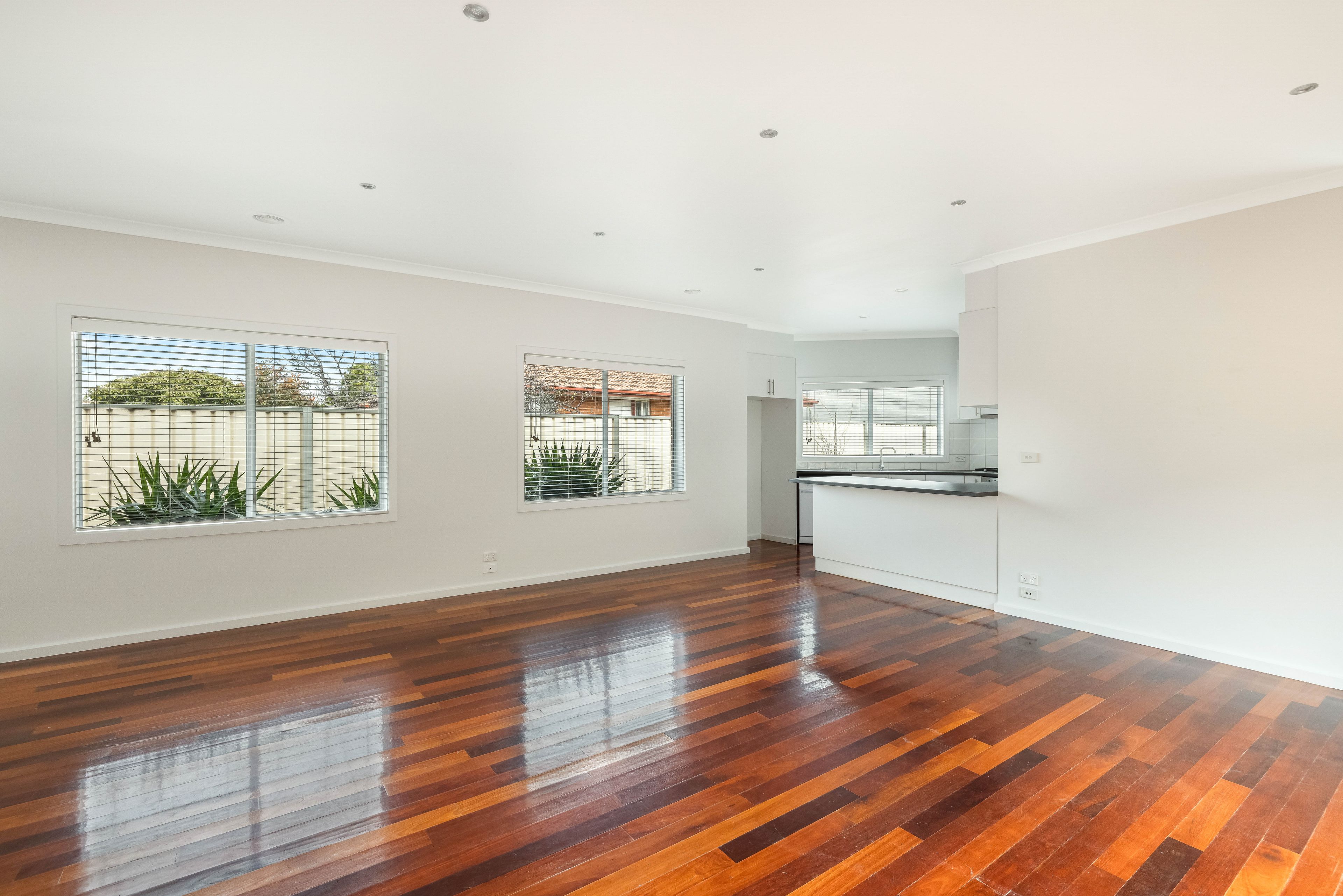 2/13 Lorensen Avenue, Coburg North, VIC 3058