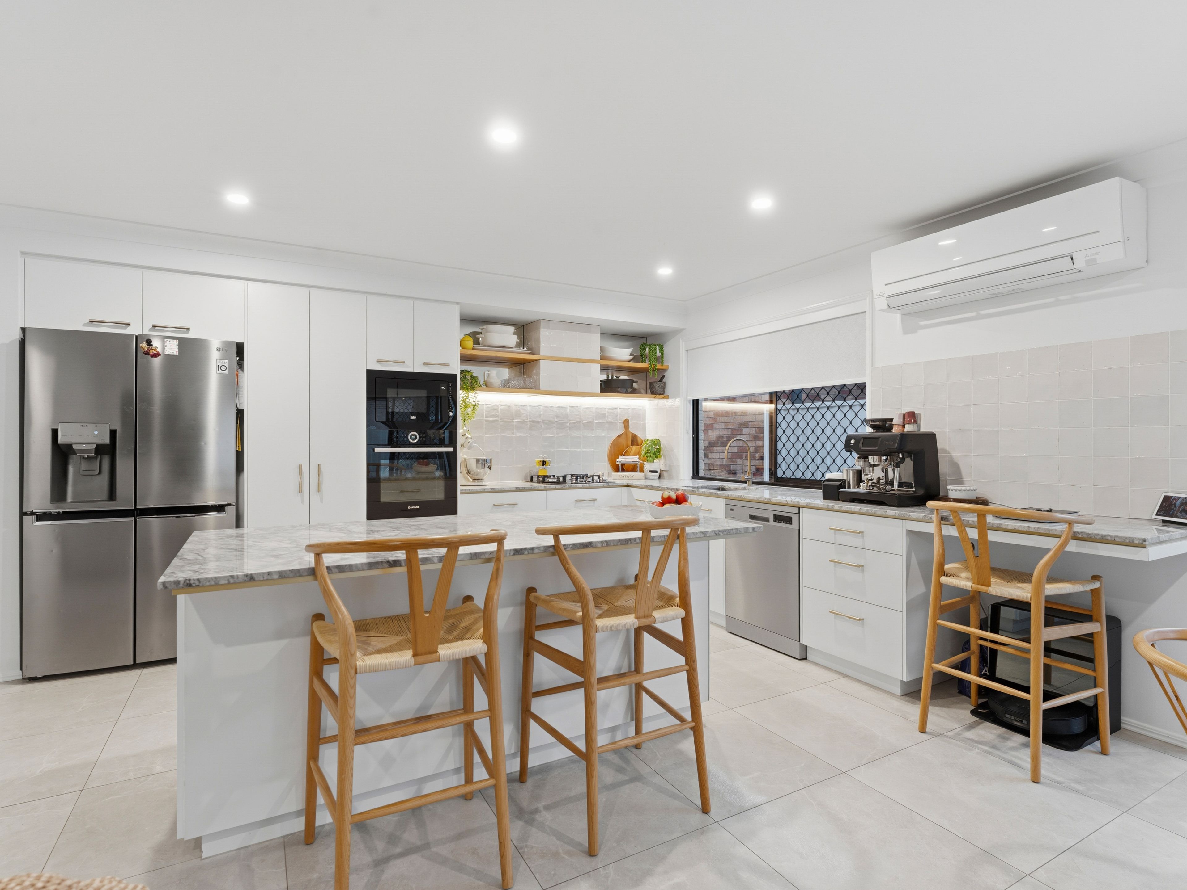 31 Aberdeen Crescent — photo 10 of 28