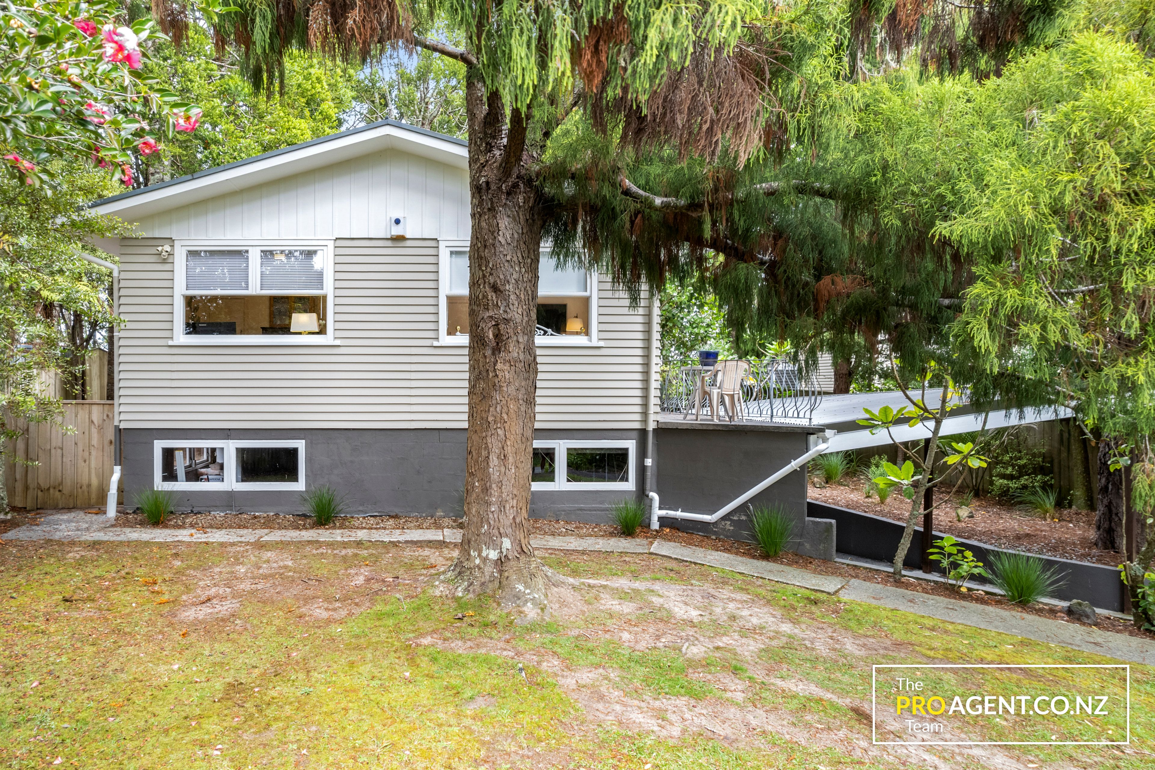 502 Huia Road, Laingholm, Waitakere City