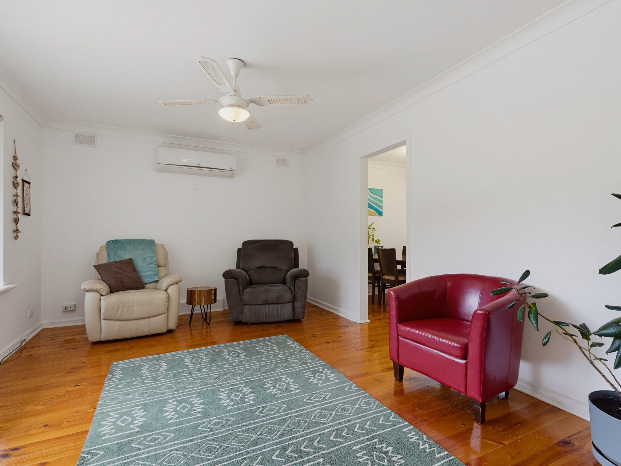 10 Arnold Drive, Hackham, SA 5163