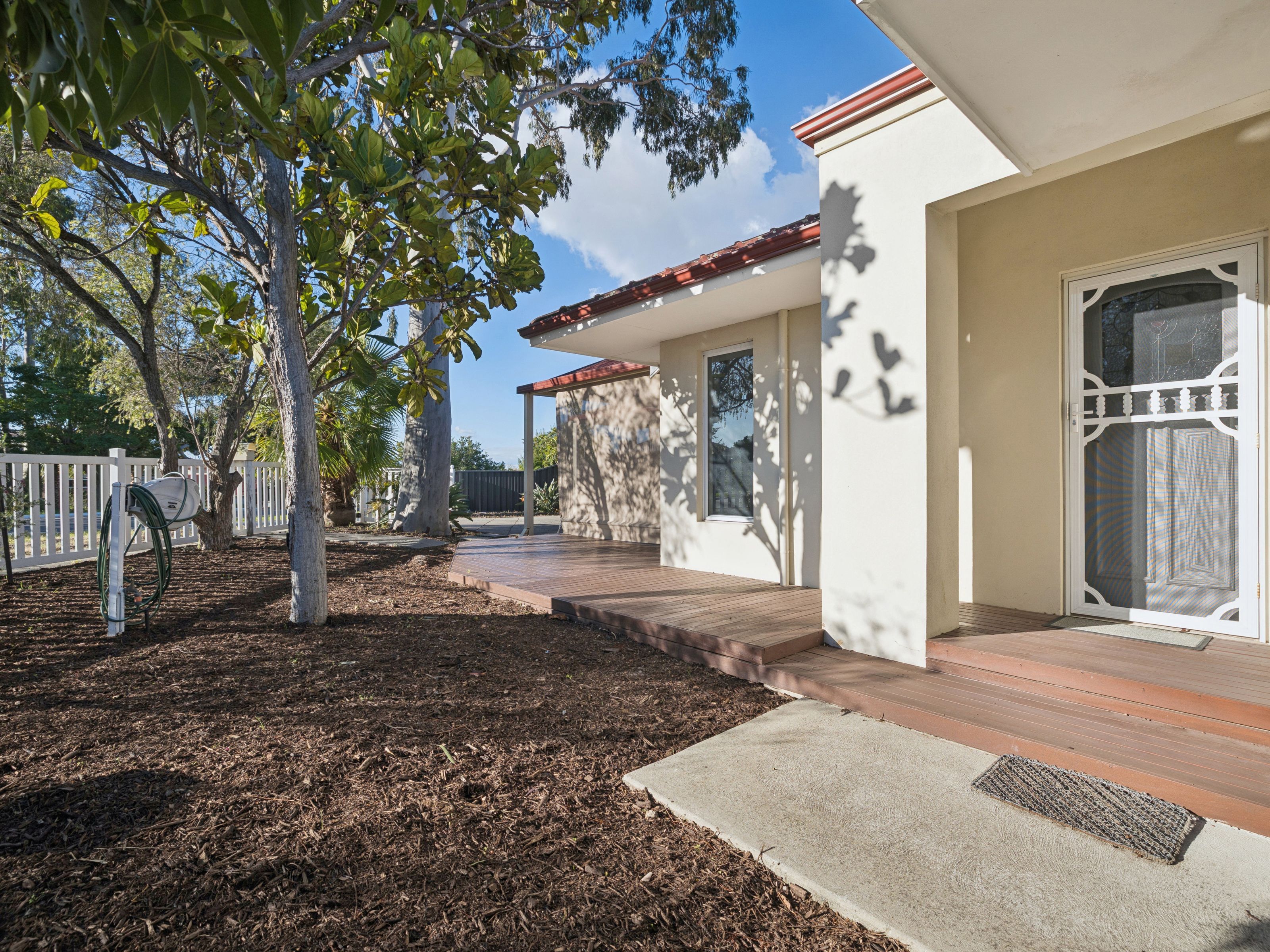 16 Whittlesford Street, East Victoria Park, WA 6101