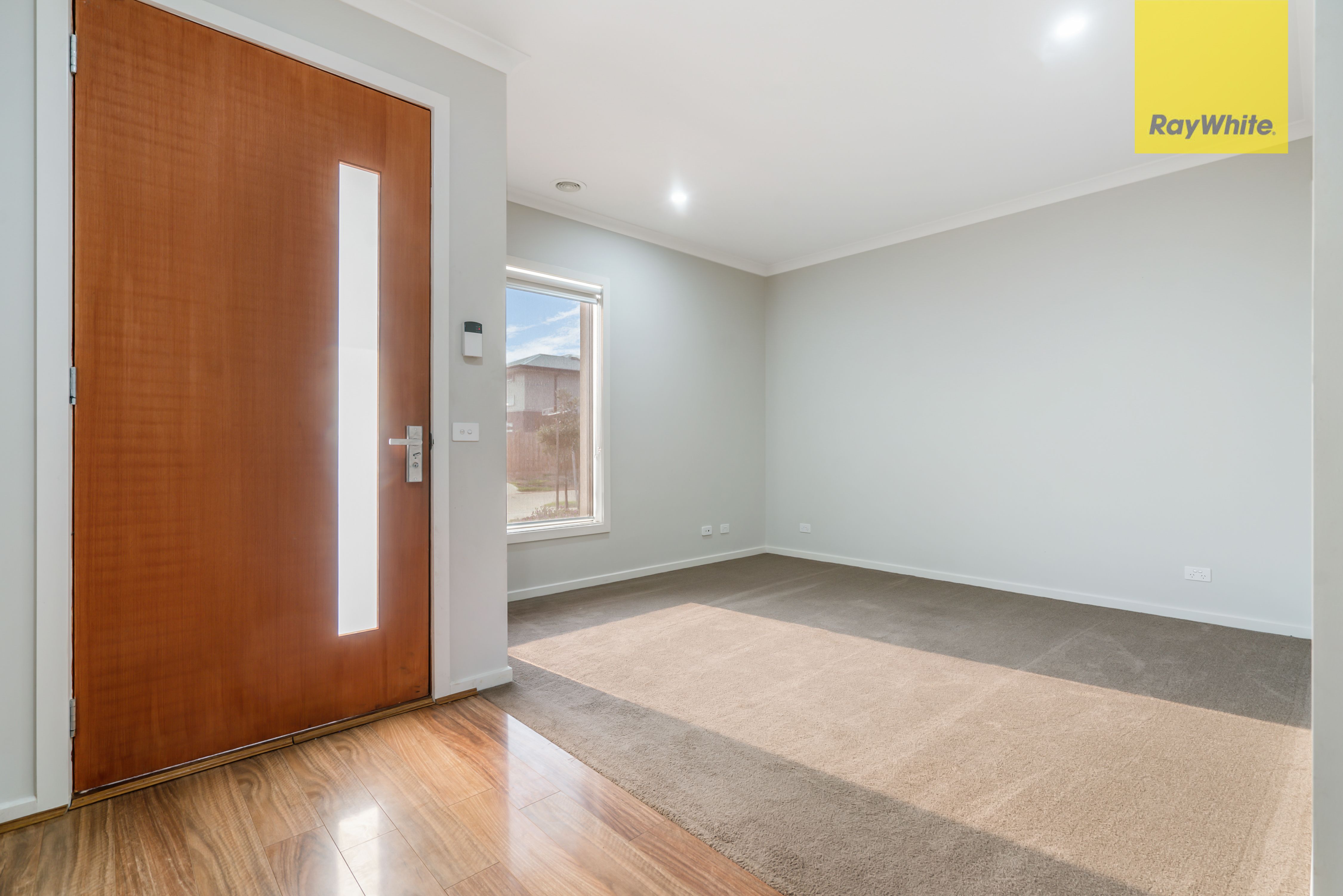 18 Melanda Road, Melton South, VIC 3338