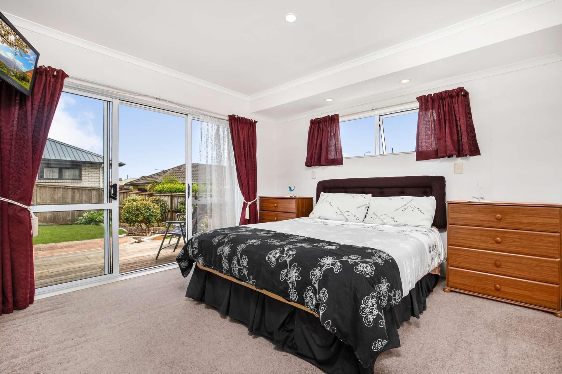 19b Shannon Grove (also known as 19B Puriri Road) photo 6