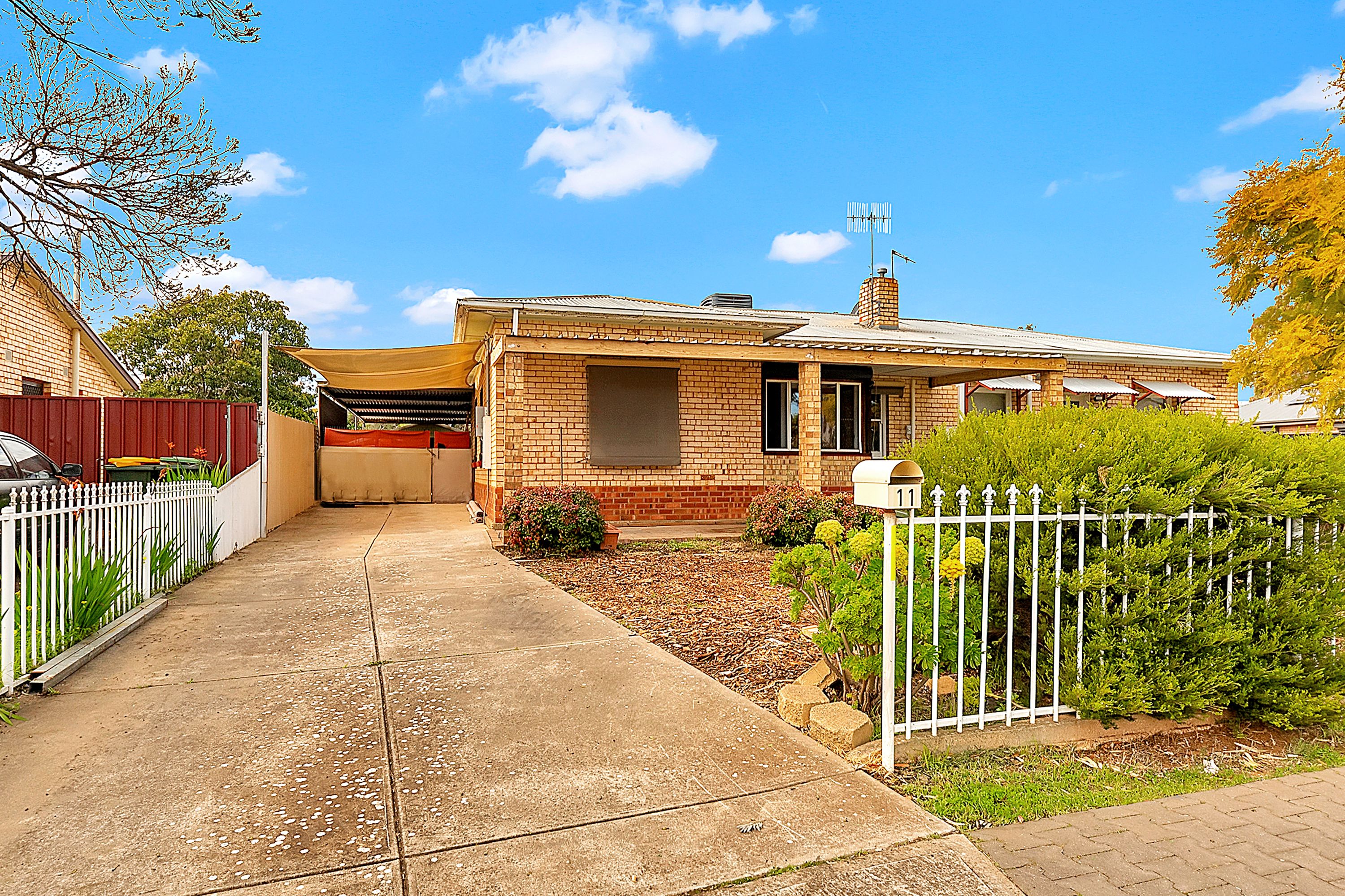 11 Guerin Road, Elizabeth Vale SA 5112