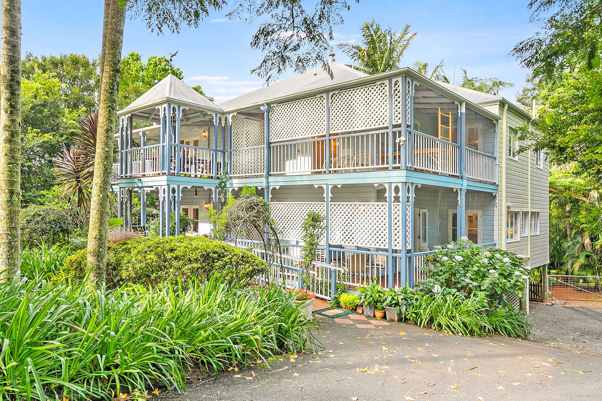 4/150-152 Long Road — photo from Ray White Rural Tamborine Mountain