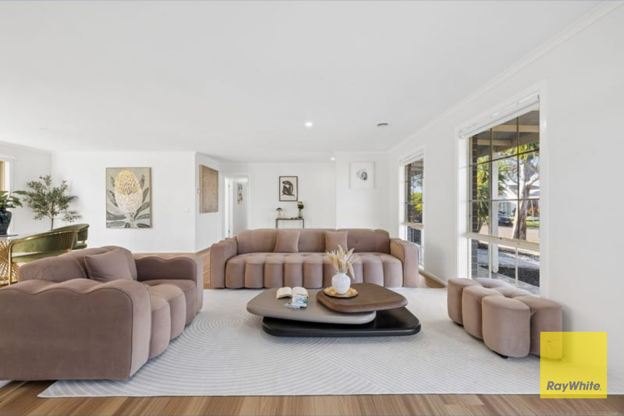16 Loretta Boulevard, Tarneit, VIC 3029