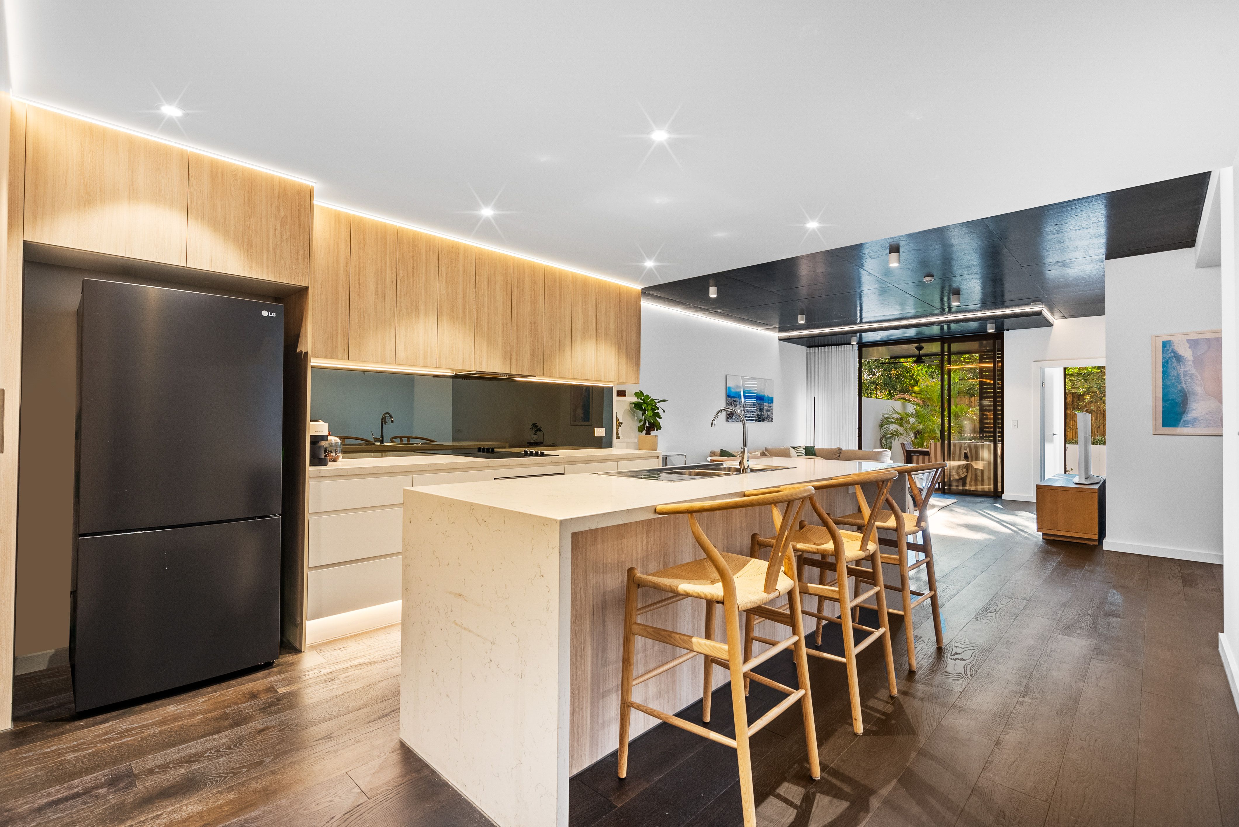 208 Norman Avenue, Norman Park QLD 4170