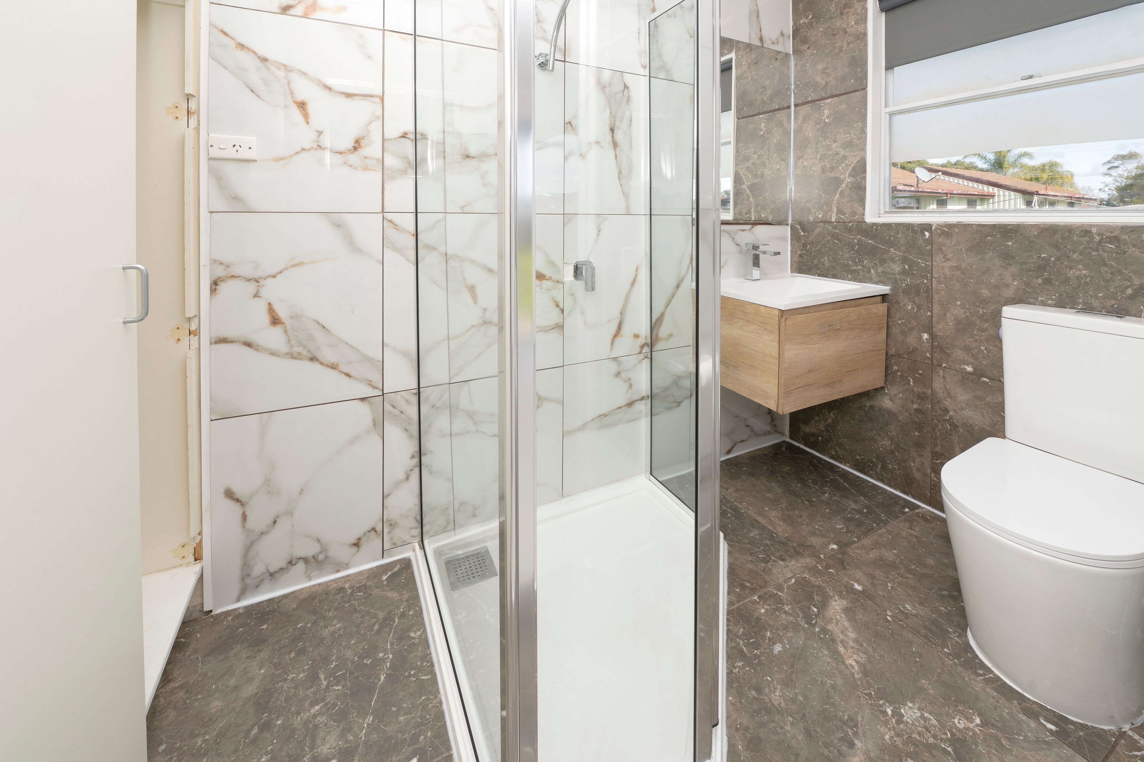 1 Dowling Court — photo 9 of 12