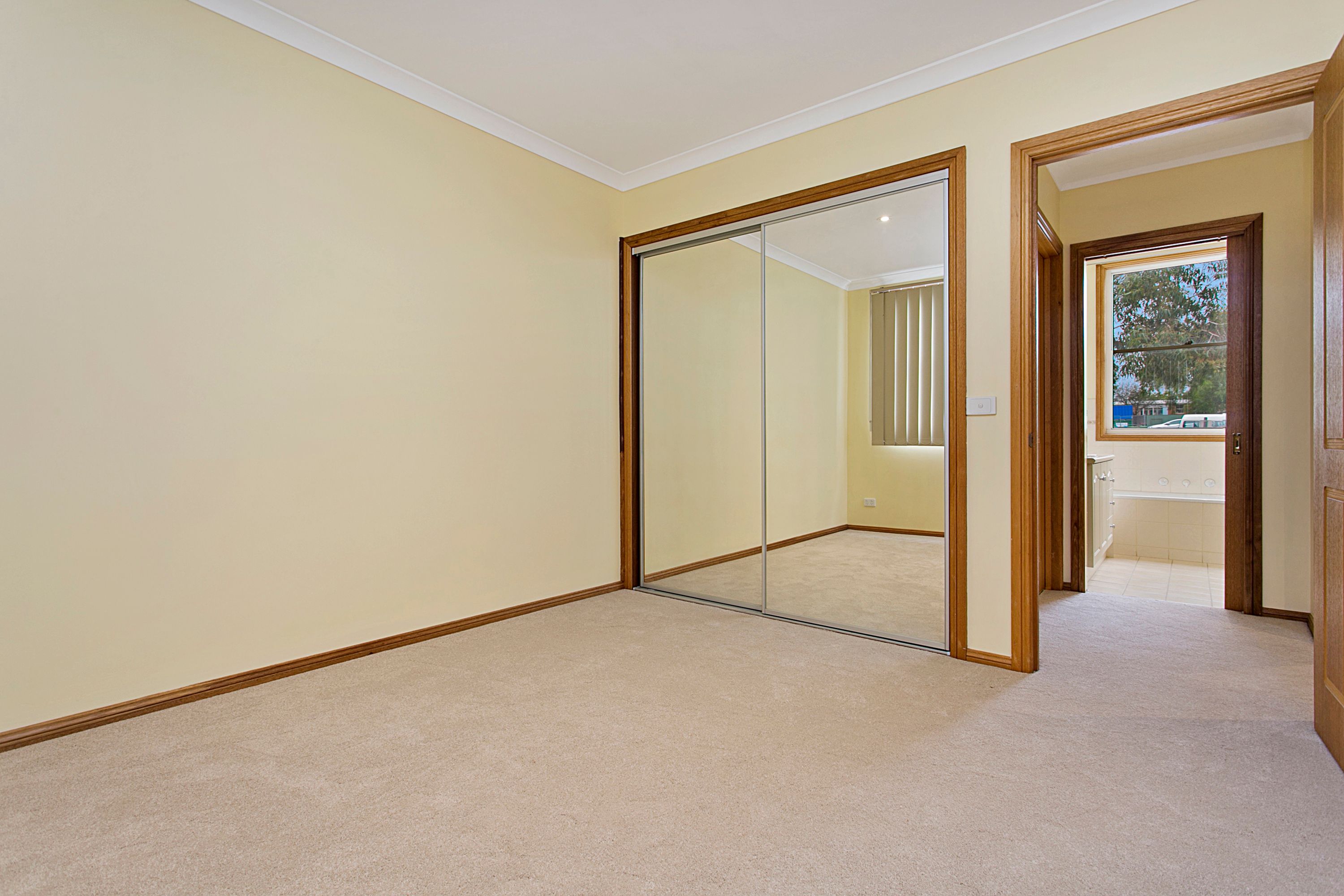 11 Sunbrook Court — photo 6 of 8
