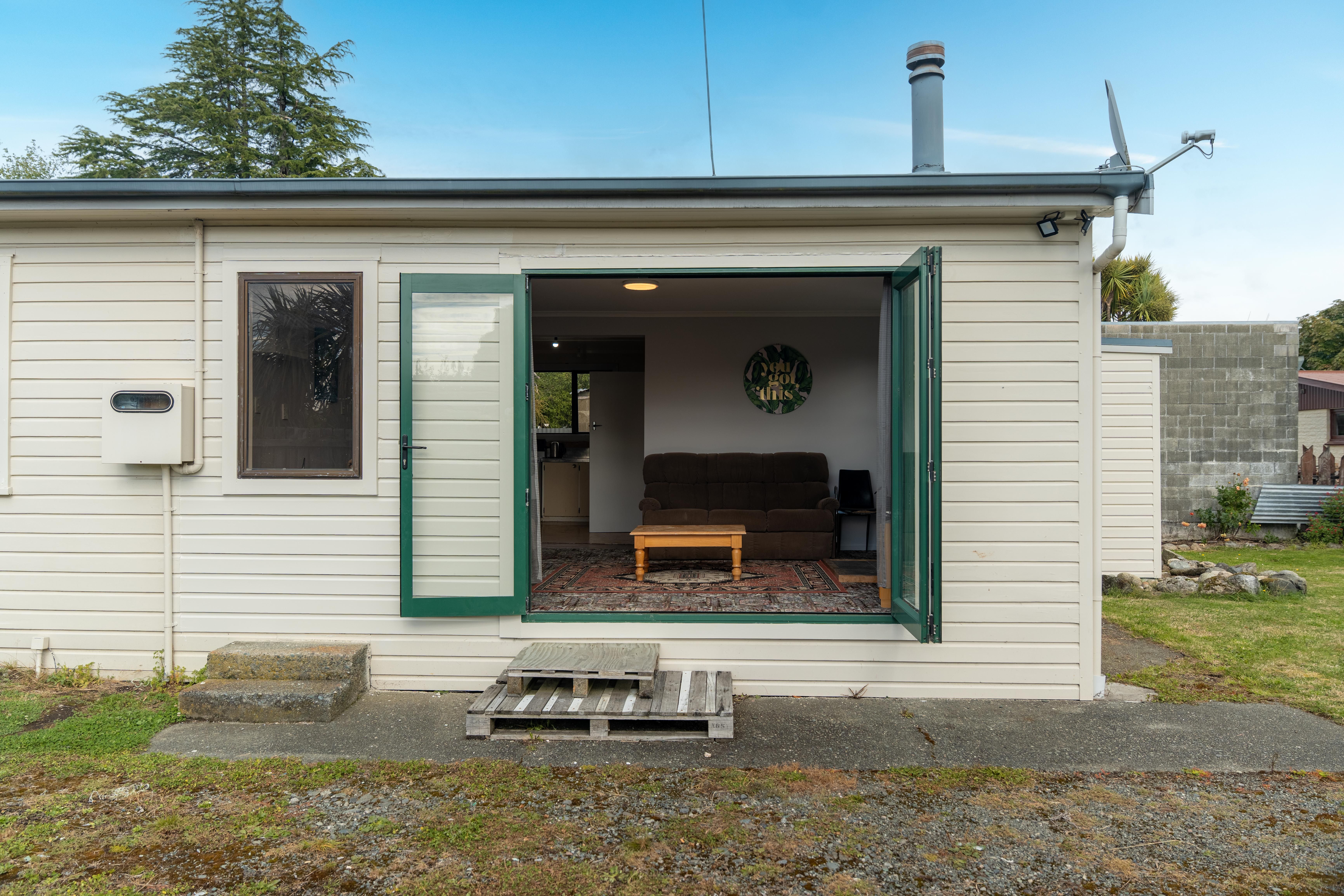 16B Sutherland Street, Te Anau, Southland District