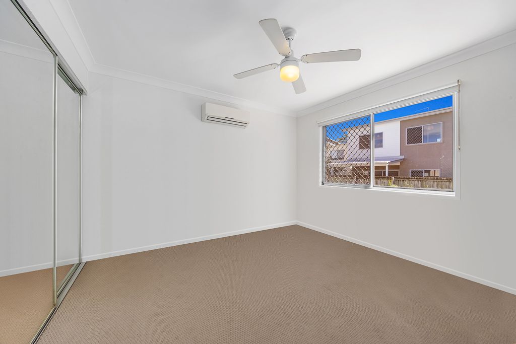 4/245 Handford Road — photo 7 of 11