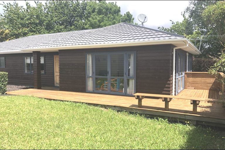 12C Drake Street, Howick, Manukau City