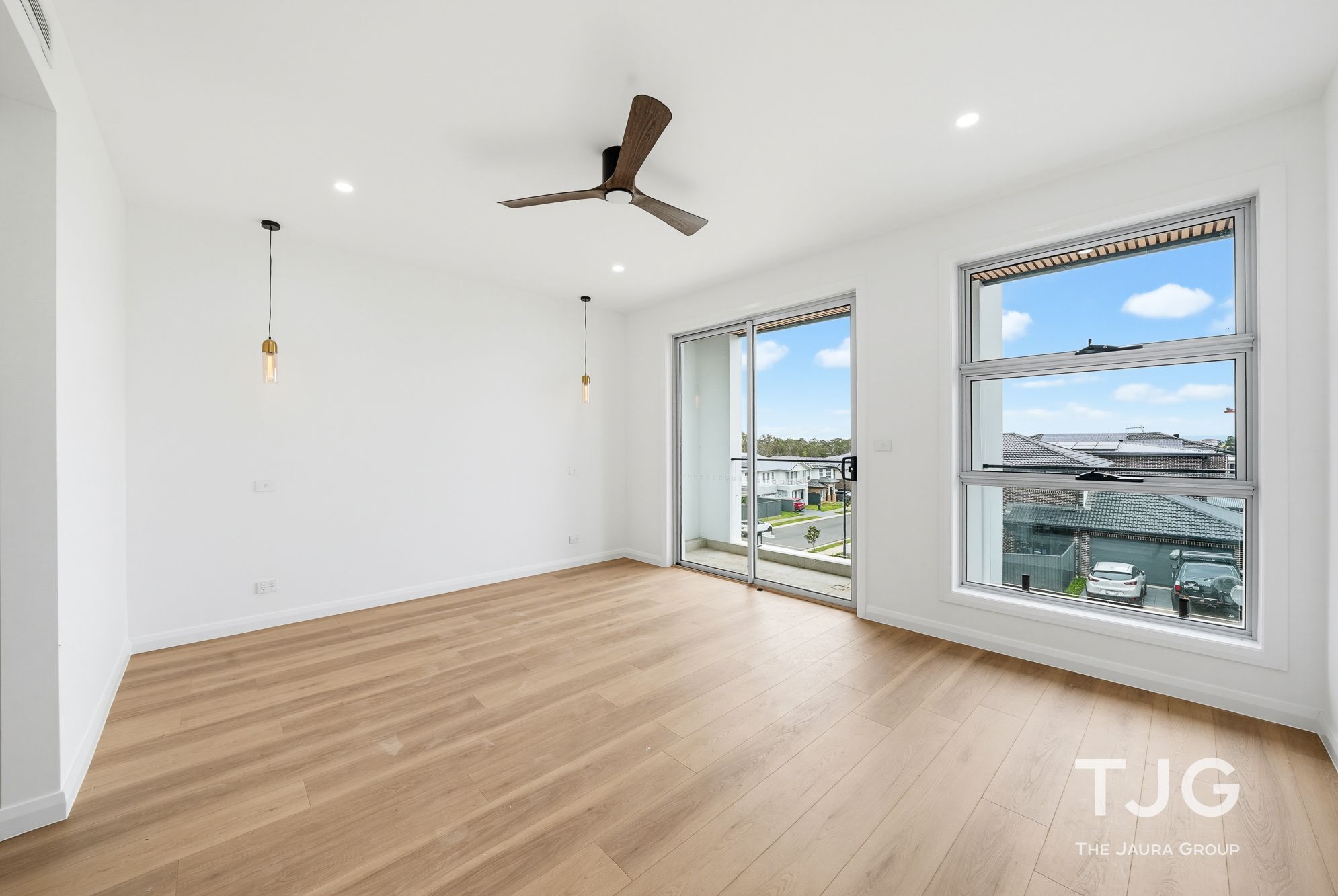 18 Stenland Street — photo 6 of 8