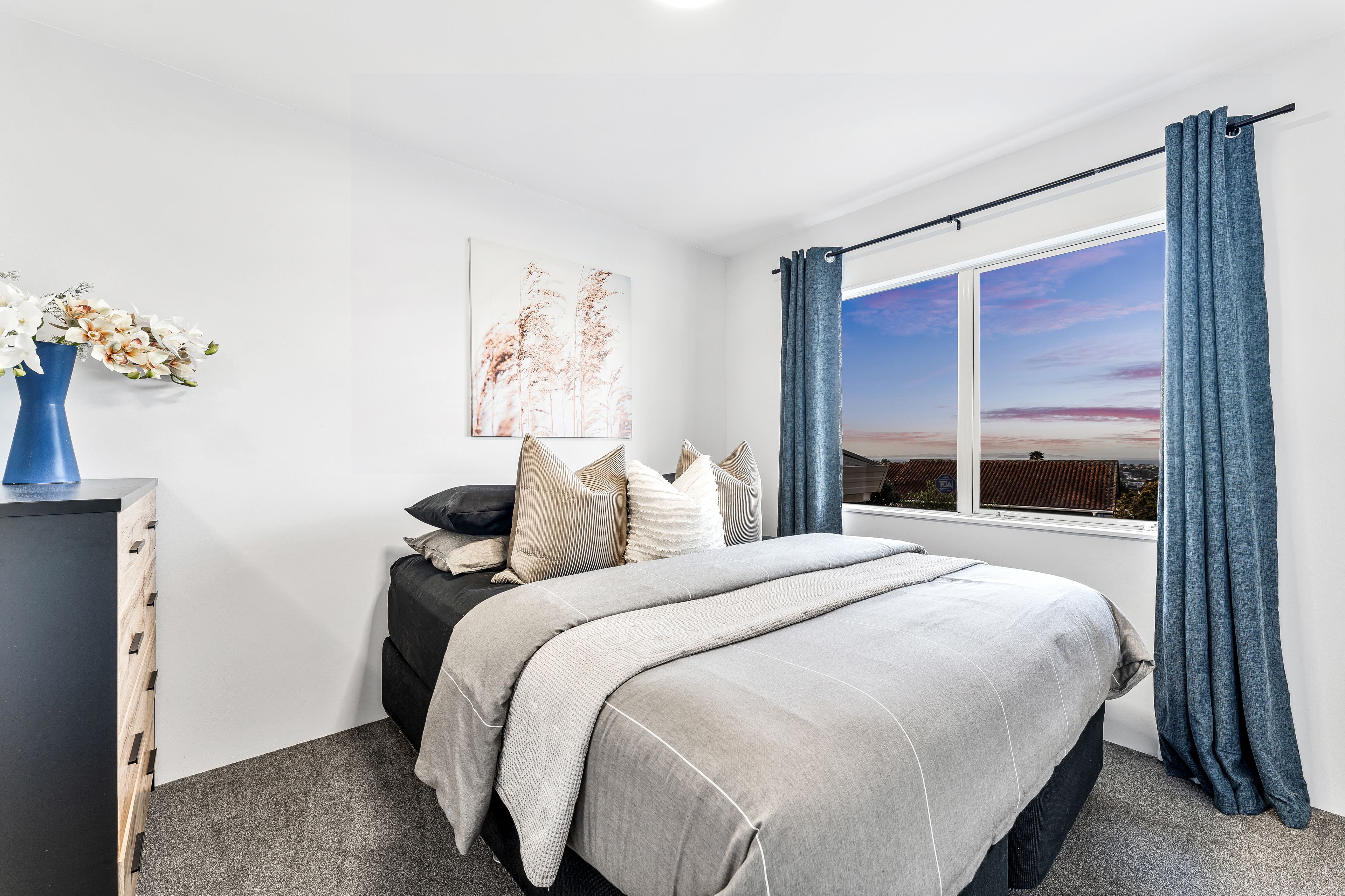 22 Whangaparaoa Road, Red Beach, Rodney