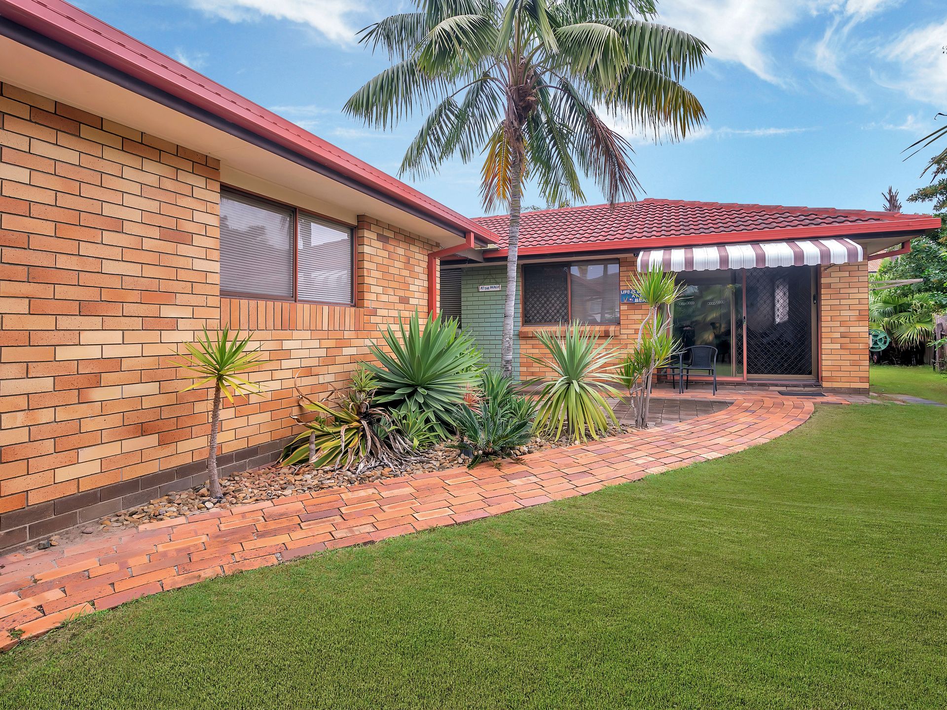 2/446 Cypress Terrace, Palm Beach, QLD 4221