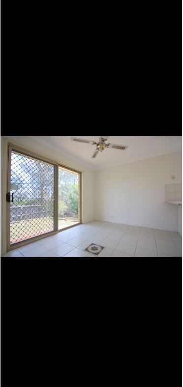 33 Parkholme Circuit, Englorie Park, NSW 2560