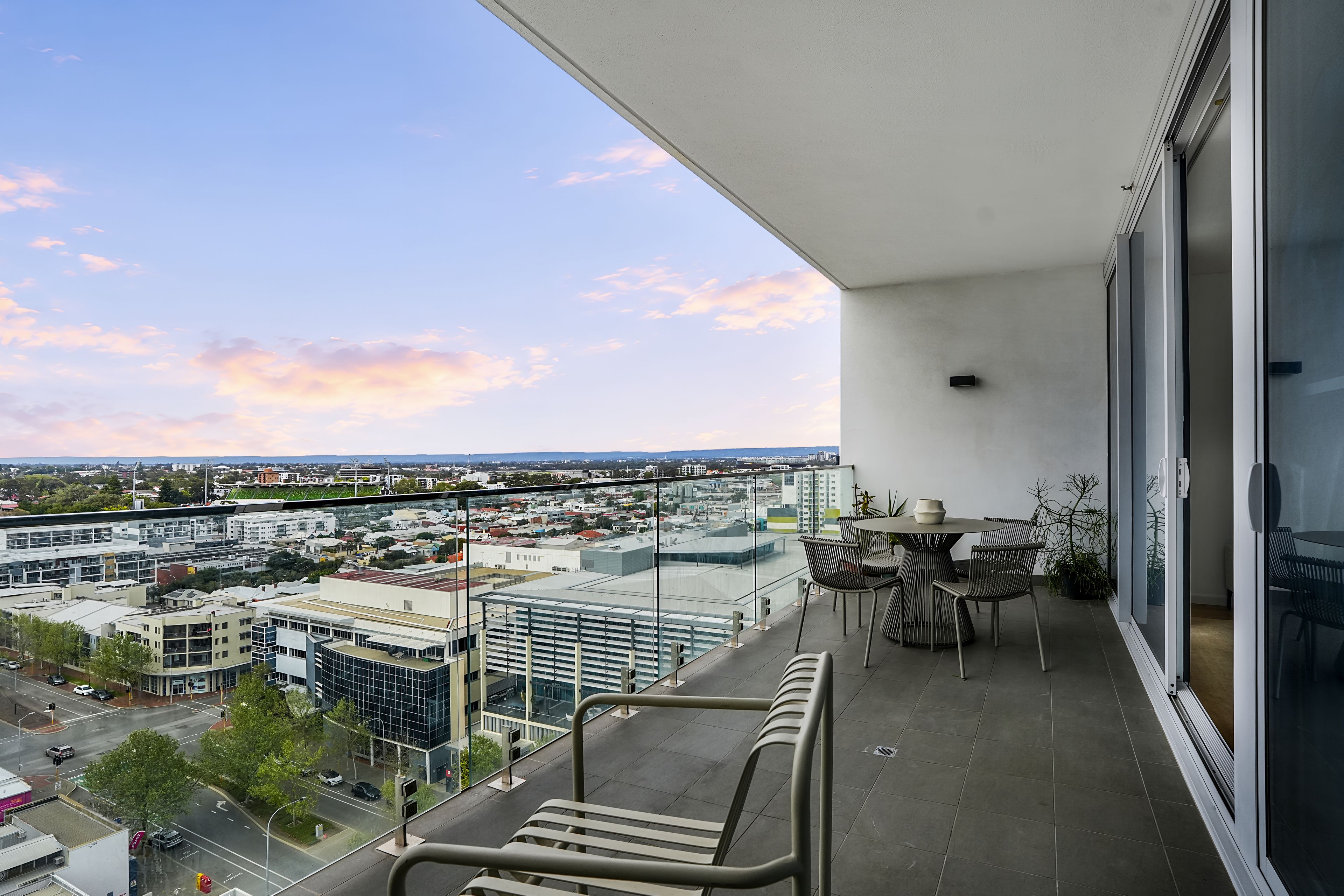 1402/105 Stirling Street — photo 17 of 30
