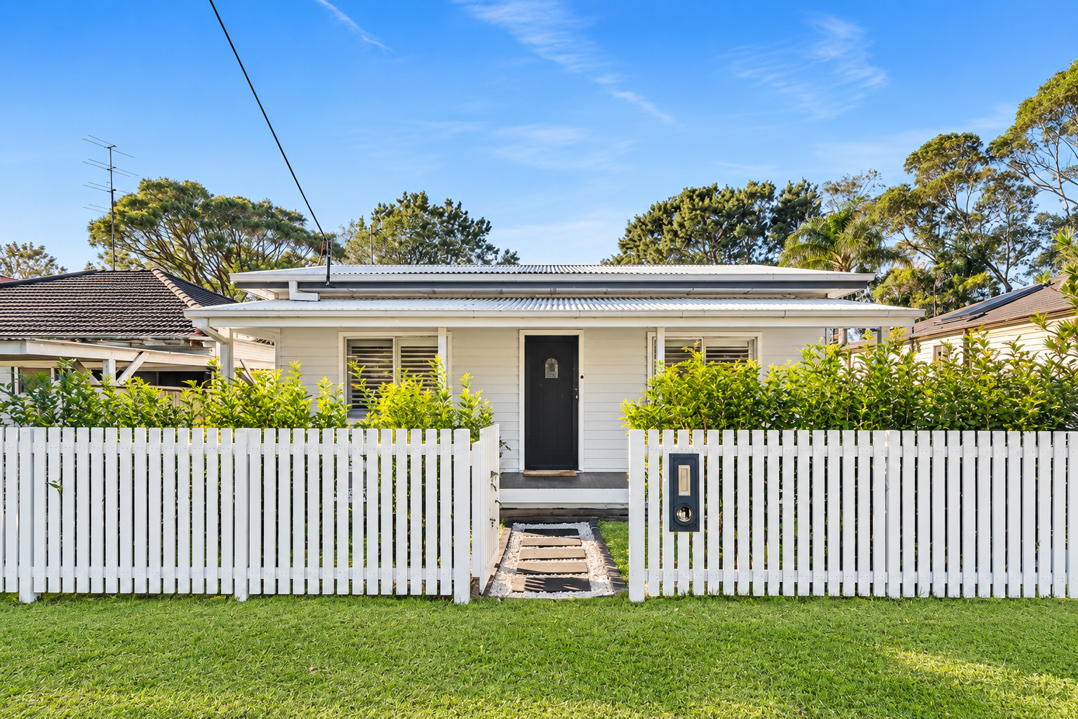 21 Pioneer Road — photo from Ray White Wollongong